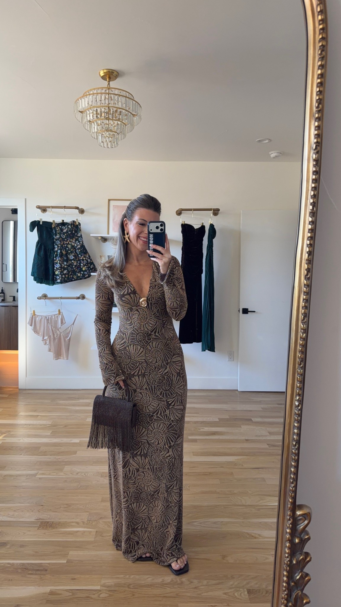 Brown shell print long sleeve summer resortwear look

Cupshe code: chic

Wearing my usual small/2

Resortwear
Swimsuit
Coverup
Date night 
Beach
Pool day
Vacation
Summer

#LTKTravel #LTKSeasonal #LTKootd