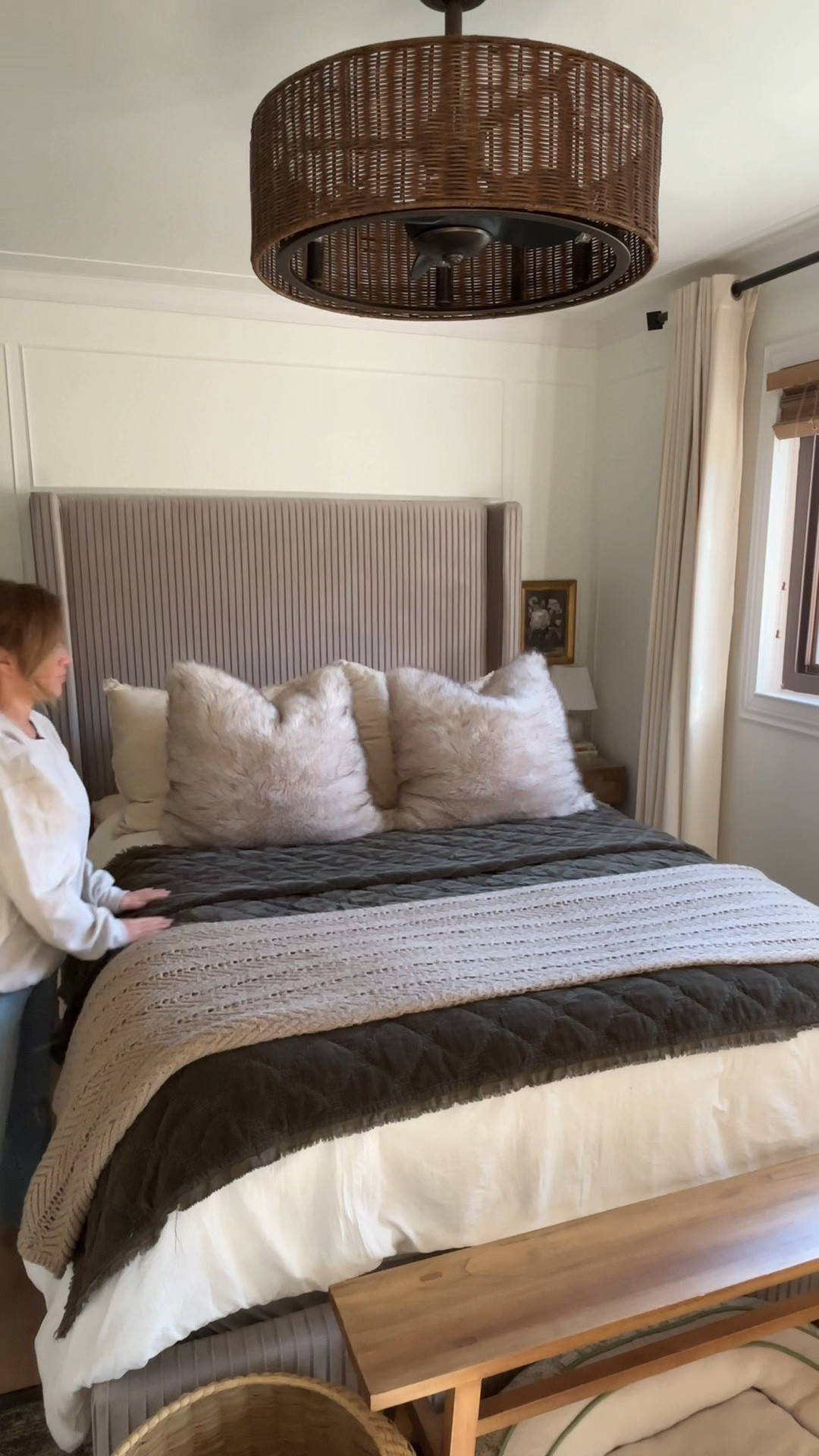Transitioning my bed from Summer to Fall🍂

I cannot find the link on The Green velvet blanket on the HomeGoods website. However, while searching online, I found this set at Pottery Barn that is almost identical!!! They are look so so so similar. 

Bench is from Hobby Lobby “Rustic Wood Bench”

#LTKSeasonal #LTKVideo #LTKHome