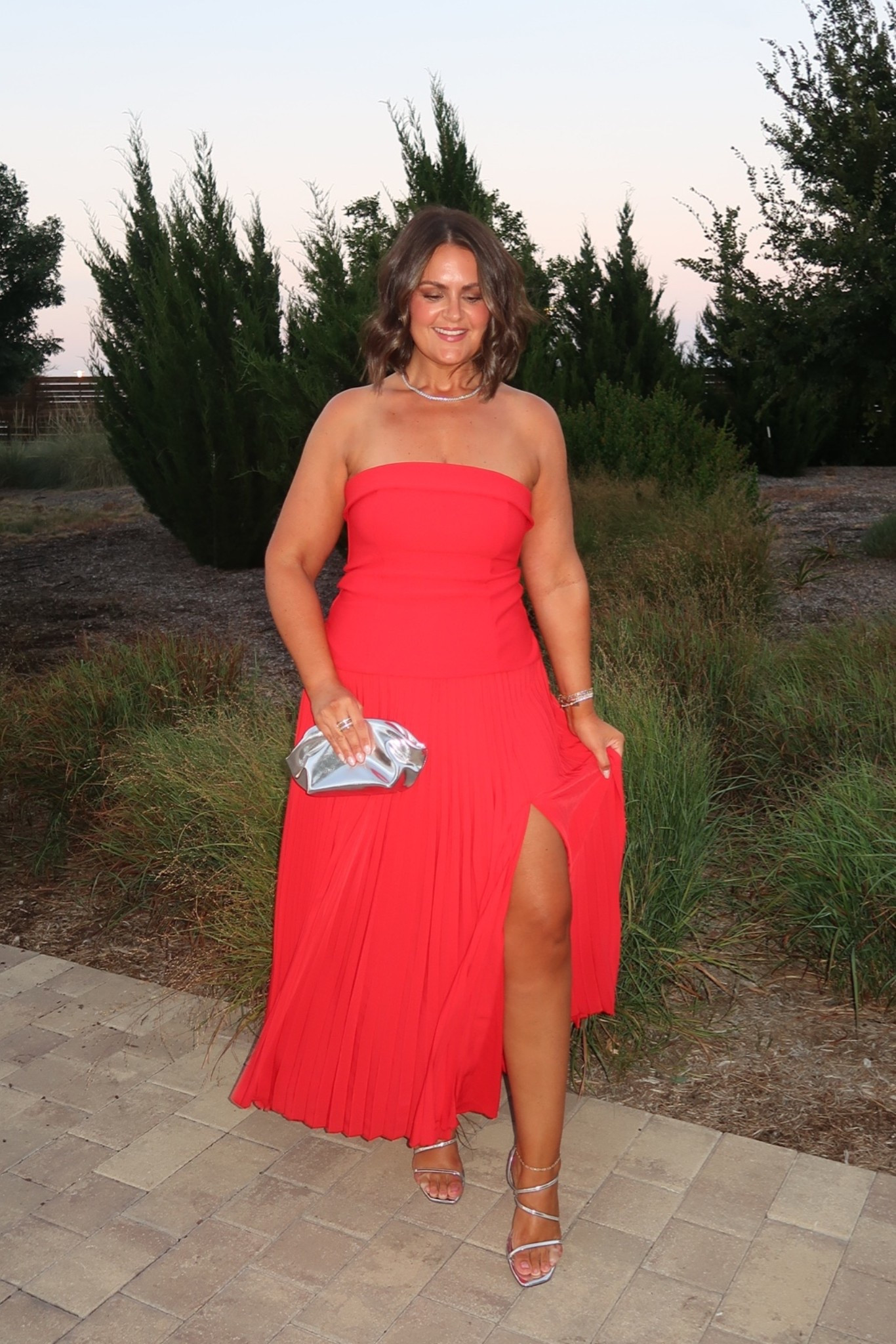 Sized down to a medium in the top and skirt ❤️‍🔥

Size 12, midsize, cocktail party, @abercrombie  wedding guest dress

#LTKWedding #LTKMidsize #LTKCon