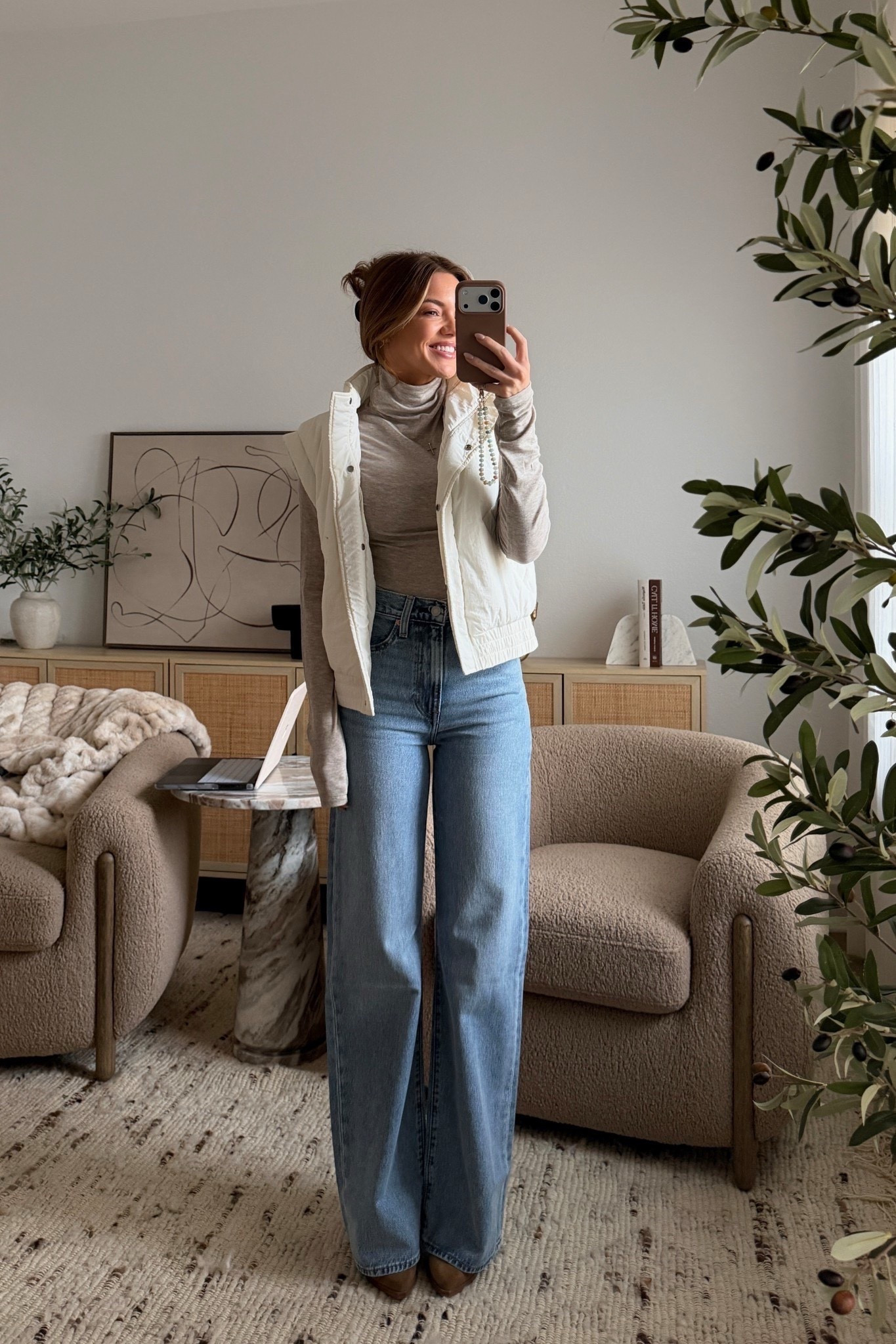 turtle neck: xs // vest: xs // jeans: 24

jeans, denim, sweater, vest, amazon, casual style, casual fashion, girl mom, austin, michele jalienee's

#LTKFindsUnder50 #LTKFindsUnder100