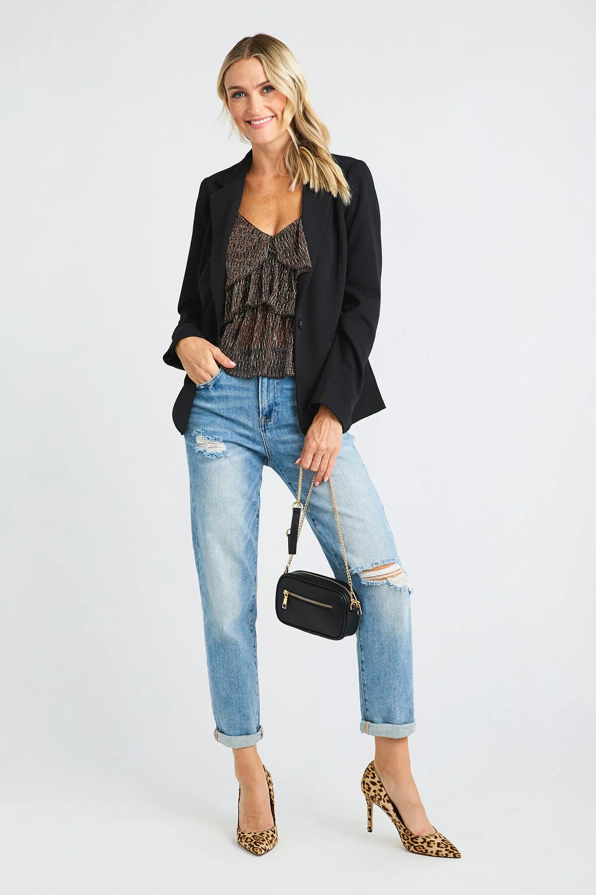 Risen Boyfriend Jeans | Social Threads