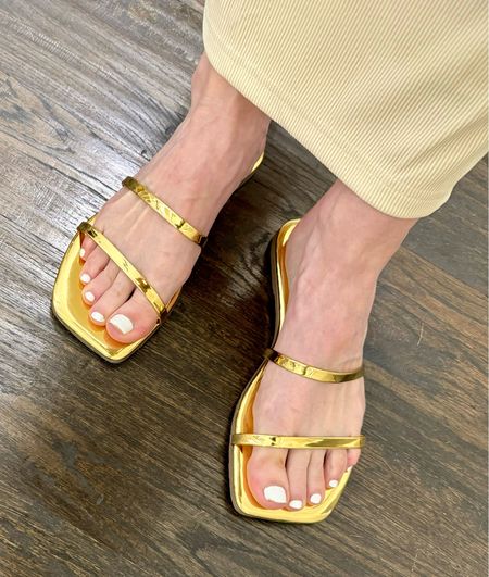 Under $100 metallic flat summer sandals ✨✨✨ my new faves!! 