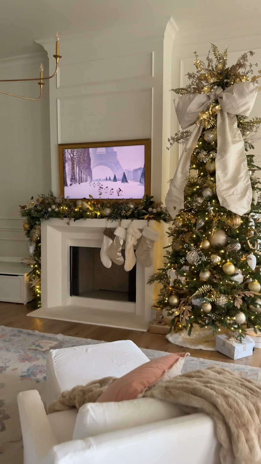 Linking to as many Christmas decor details that I can including my gold frame TV, my trees and my outfits! 

#LTKHome #LTKdayinmylife #LTKHoliday
