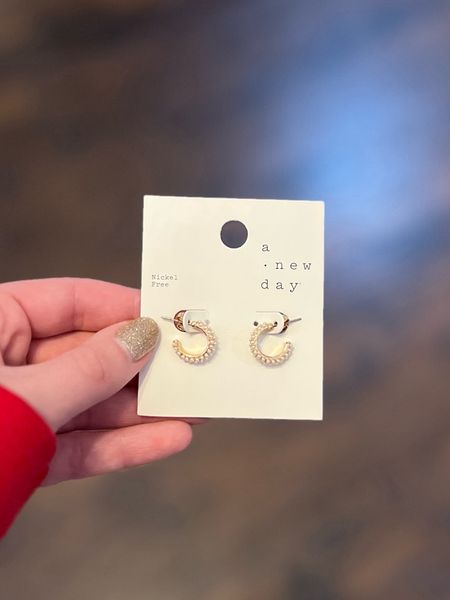 Pearl/gold huggy hoop earrings from Target! 

#LTKfindsunder50 #LTKstyletip #LTKGiftGuide