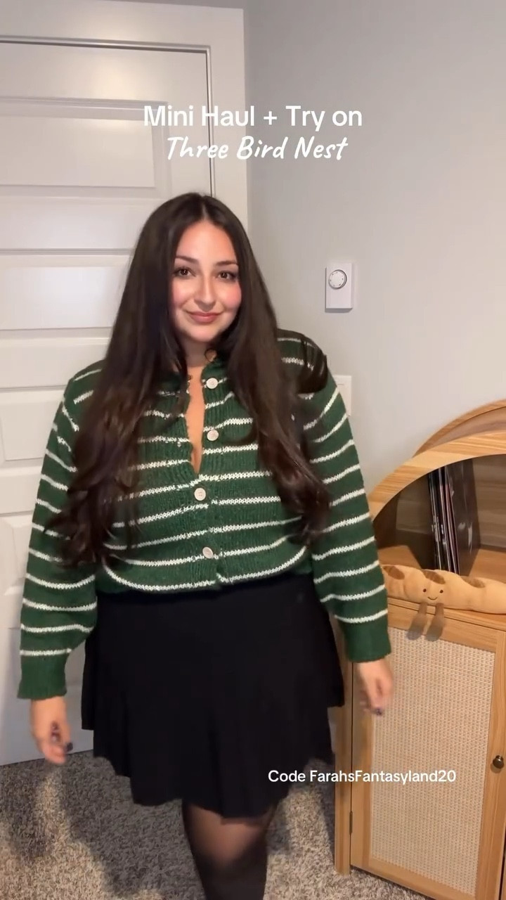 Mini gifted haul from @threebirdnest ! I can’t decide which one is my favorite!  But also can you note how cute the embroidered horses are on the first jacket?? 

Use code FarahsFantasyland20 to save 🤍

#wear3bn #threebirdsnest #midsizestyle #fallstyle #outfitinspo #clothingtryon #fallfashion #fallstyle #autumnlooks