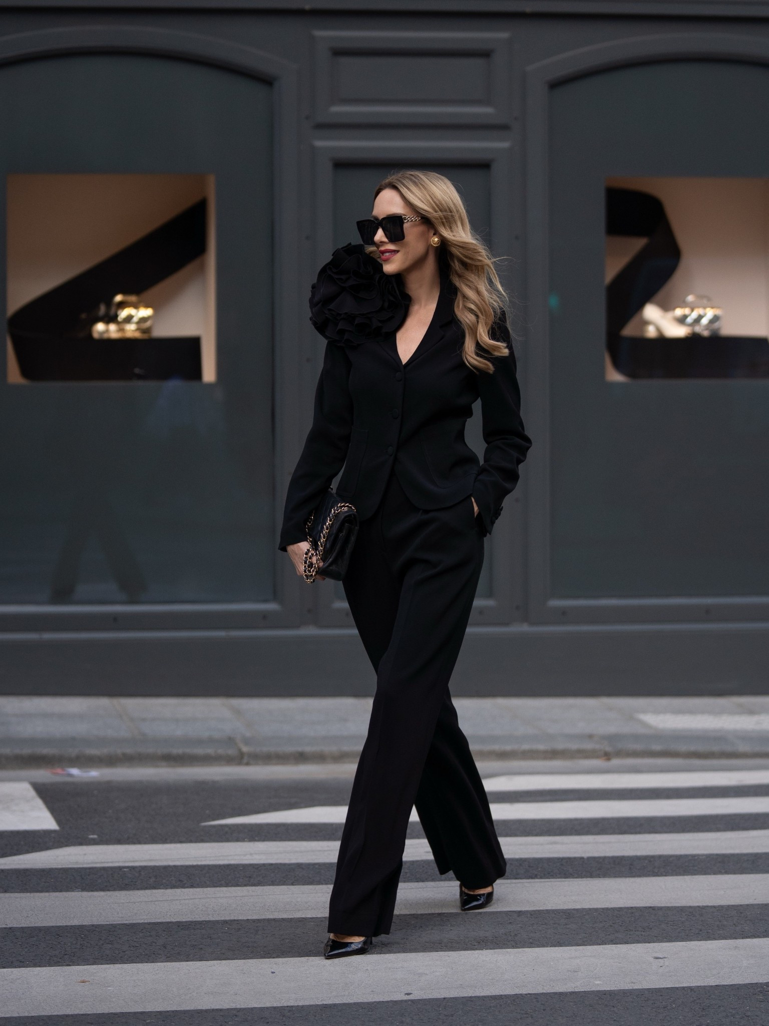 Walking into Friday in all black. 

#LTKeurope #LTKFashionMonth #LTKstyletip