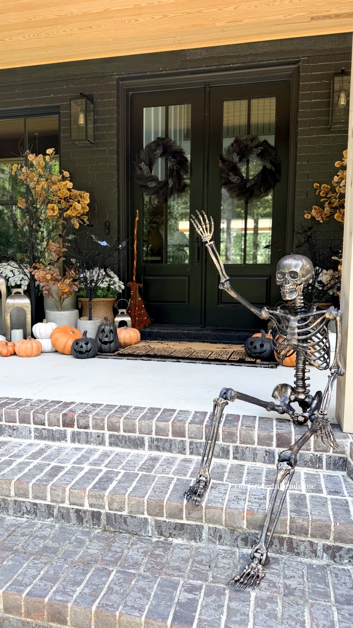 I may have squealed a little when these boxes arrived. 🖤🎃 I’m so honored to have been chosen to share some of the Halloween collection from one of my favorite designers, Becki Owens!

I styled a few of my favorites on our front porch, including the Vintage Brass Skeleton, Becki’s light-up Broomstick, the black/brass pumpkins, and the cutest Halloween burlap garland. The whole collection has that perfect mix of spooky and elevated without feeling overdone, and the pieces are even more beautiful in person.

And now I’m trying to talk myself out of going back for the giant wicker haunted house. It is SO good.

I linked everything I used and the haunted house and a few more of my favorites from the collection here. You seriously need to see it all! 🖤


@Becki Owens Living 
#beckiowensliving #ad

#LTKHome #LTKSeasonal
