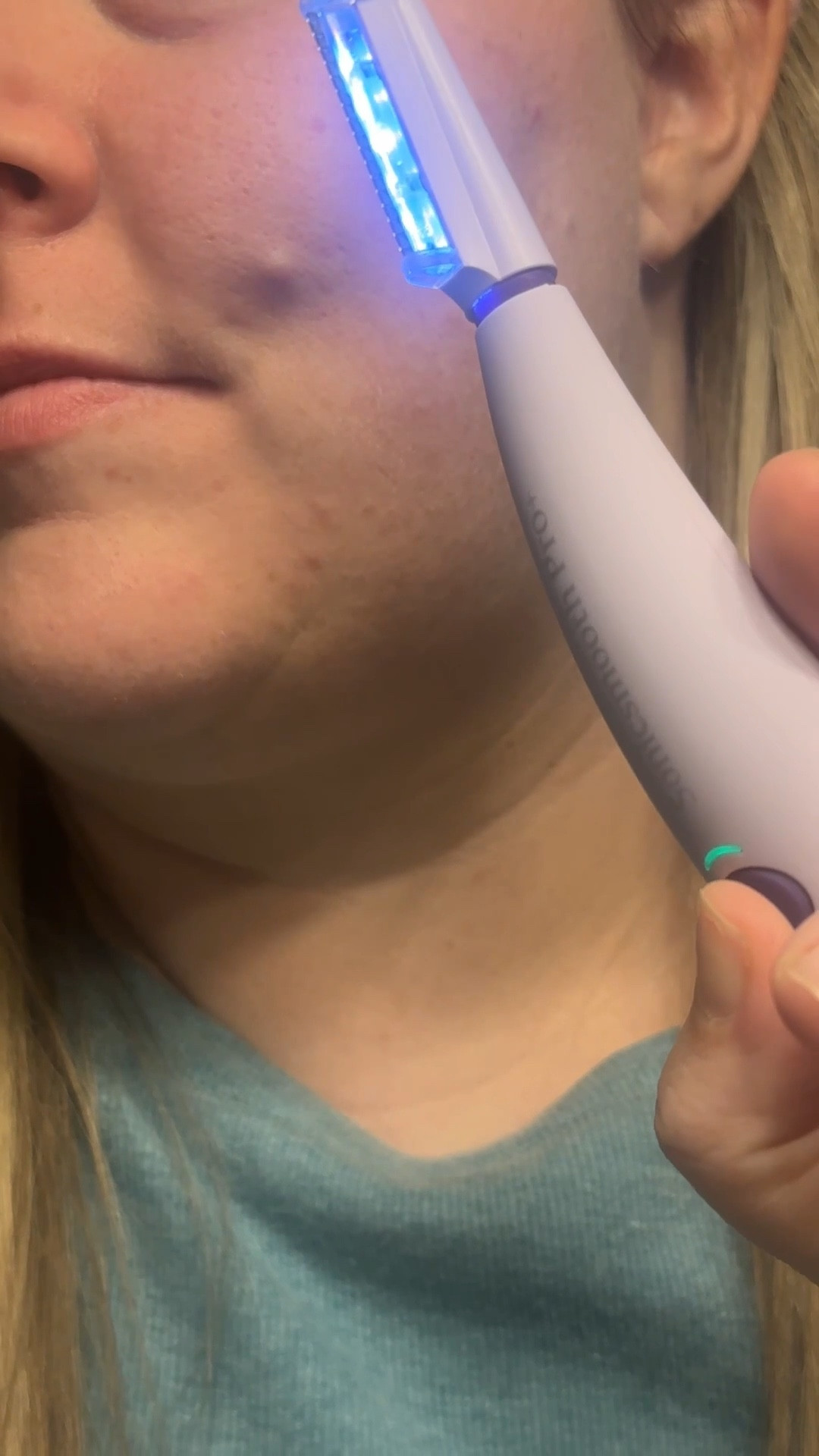 The Michael Todd Beauty Sonicsmooth Pro+ is truly top tier when it comes to dermaplaning 🤌🏽
✨ Built-in light makes it easy to spot peach fuzz + stubborn hairs ✨ Sonic technology gently exfoliates while removing hair ✨ Instantly leaves skin unbelievably smooth and soft
After dermaplaning, wipe your face with a damp cloth and finish with a nourishing facial oil. The next day your makeup applies like butter and looks insanely glowy ✨
If you’ve been wanting smoother skin and flawless makeup, this is your sign. The Michael Todd Beauty Sonicsmooth Pro+ is linked—worth every penny 🤍
@michaeltoddbeauty #michaeltoddbeauty #winterskincare #beautyessentials #glowingskin  FTC: #ad

#LTKgrwm #LTKBeauty #LTKselfcare