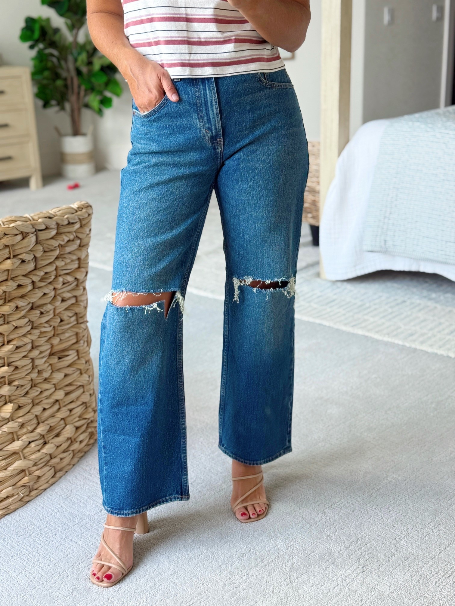 FREE SHIPPING—- + on sale + use code DENIMAF to save another 15% off! @abercrombie 

tts / 27

#LTKSaleAlert #LTKootd
