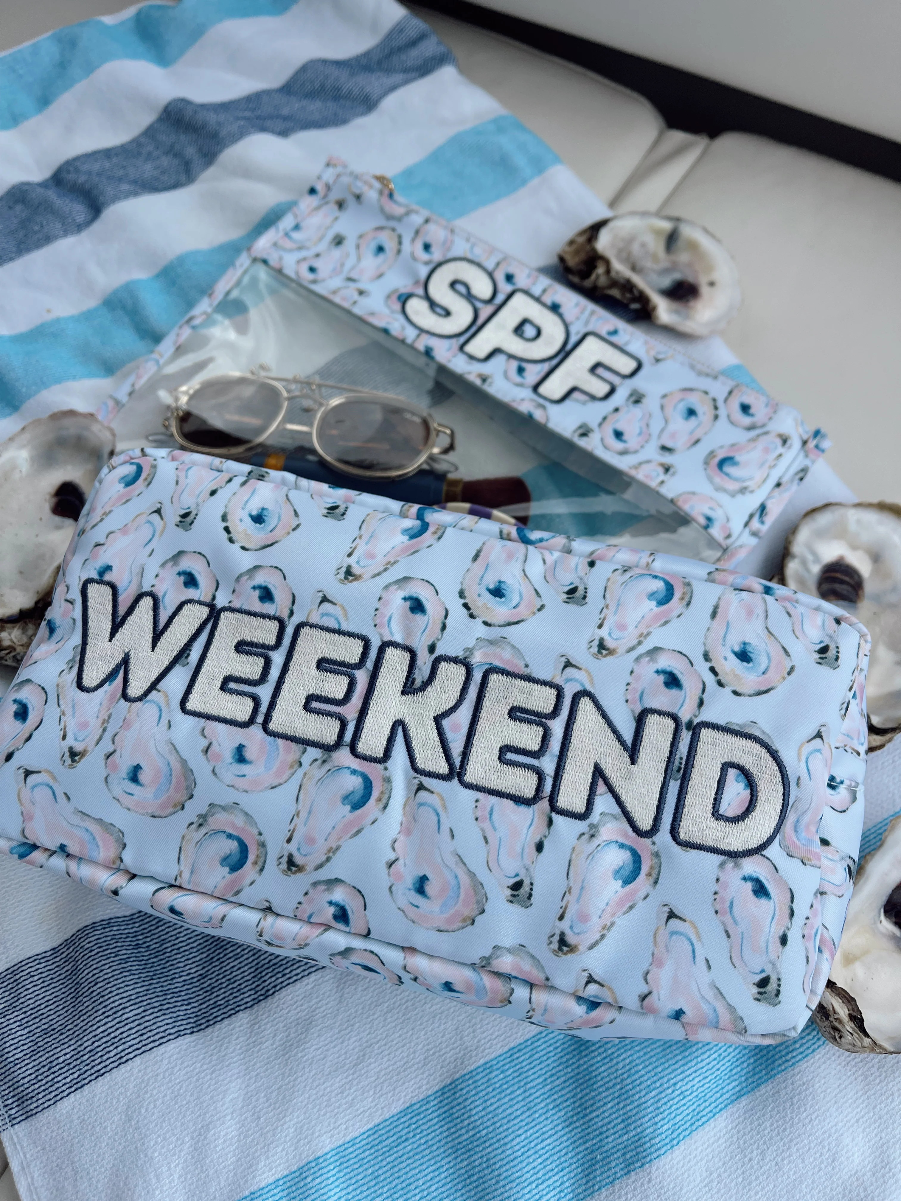 Weekend - Blue Oysters Large Bag | KenzKustomz
