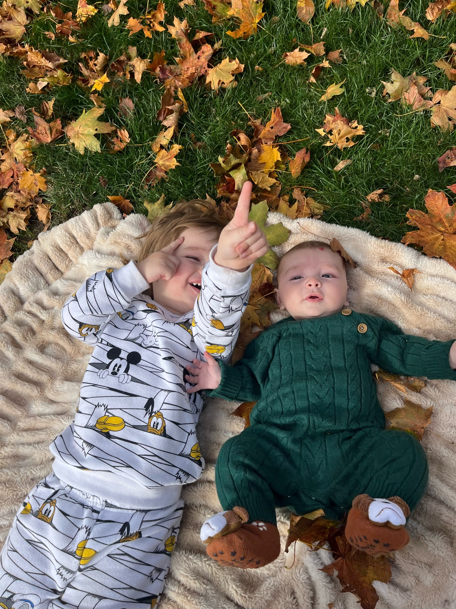 Happy Fall 🤎

#LTKKids #LTKSeasonal #LTKBaby