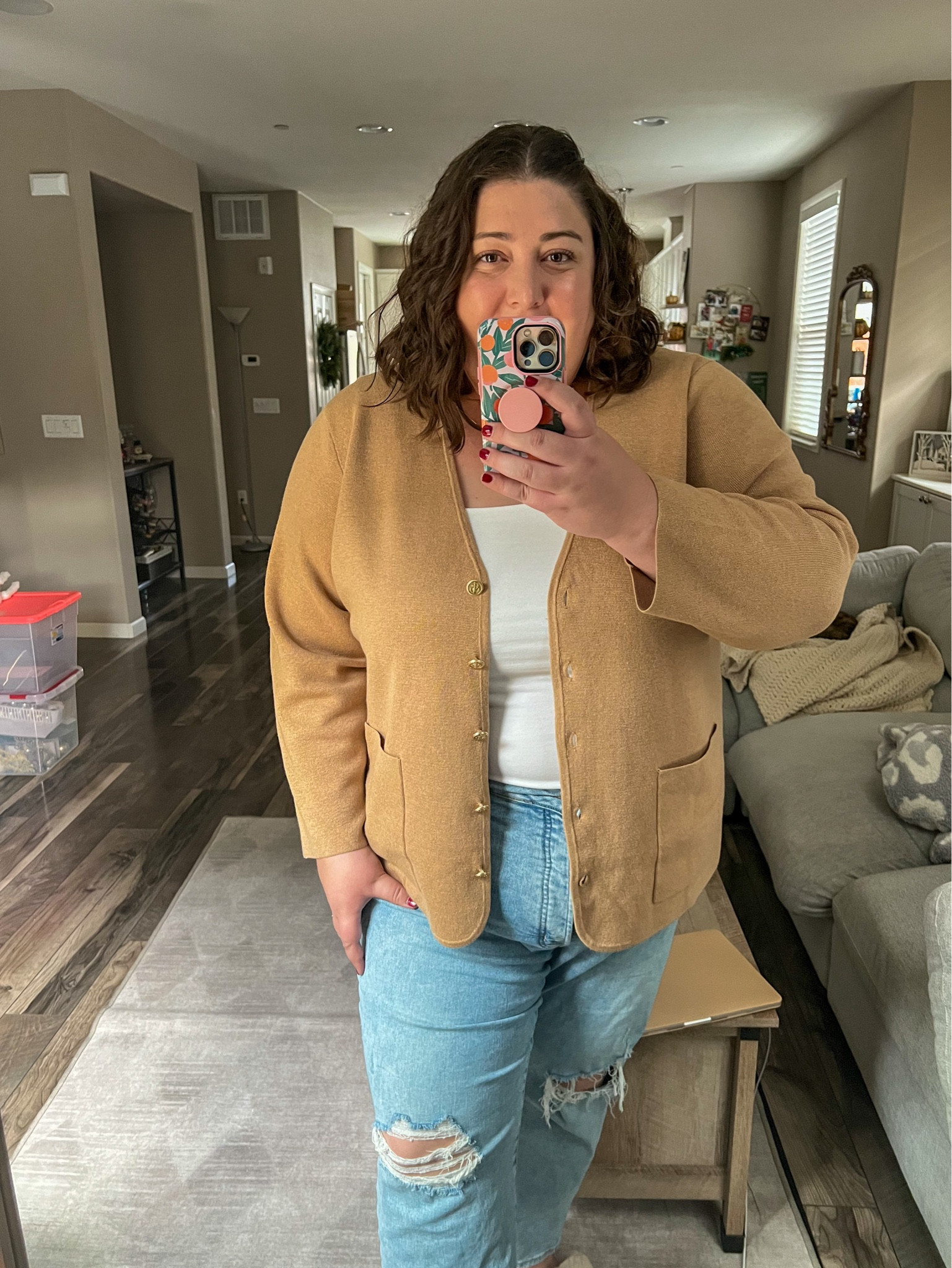 Work OOTD

Sizing:
Cardigan: 3X
Bodysuit: 3X
Jeans: 24

#LTKplussize