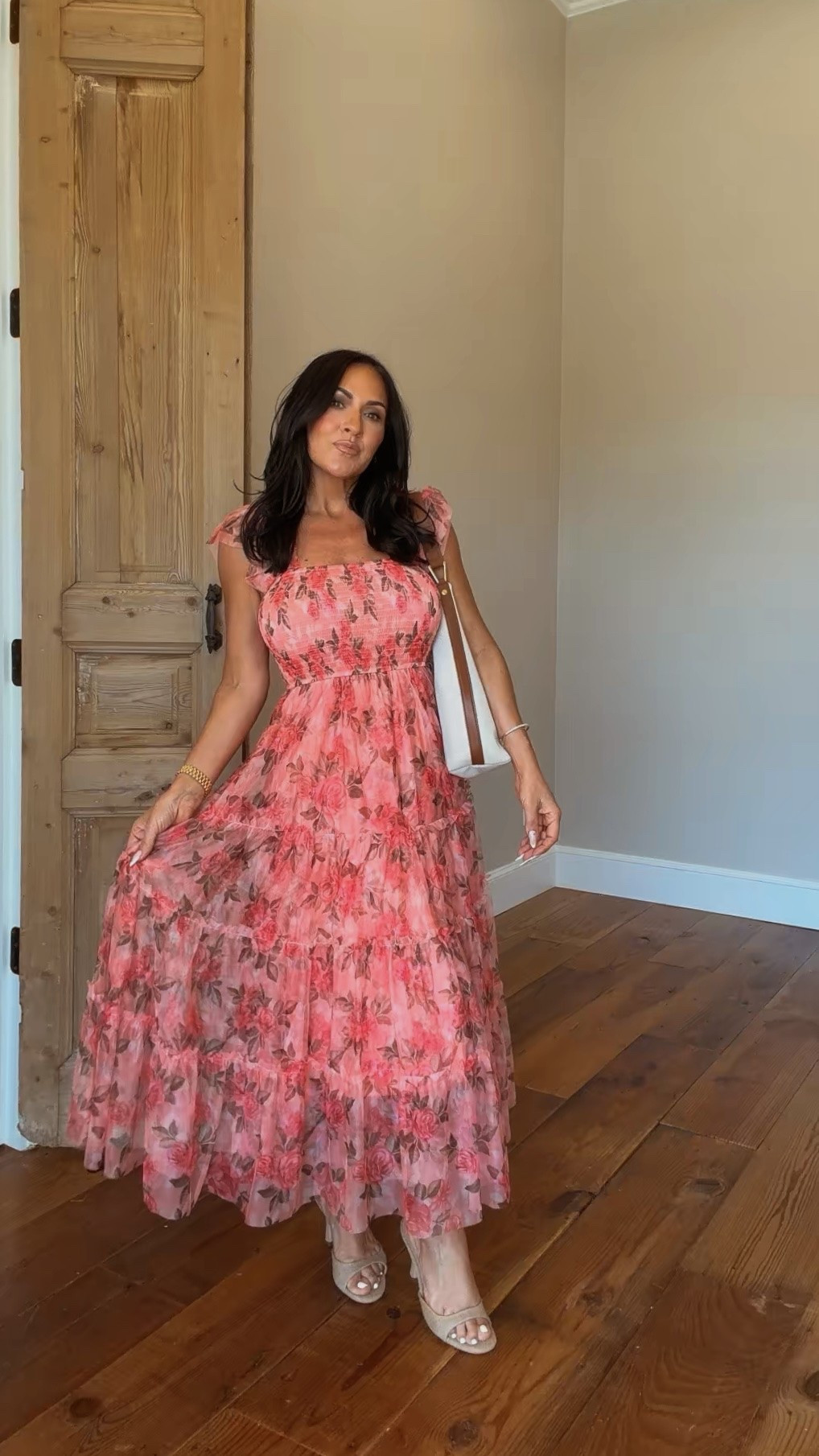 Babes… this dress looks like it belongs at a garden party. The dreamy rose print, soft ruffle details, and floaty silhouette make it feel so special. If you want a graduation dress that turns heads in the prettiest way, this is it. 💕

Wearing a size small

5’2” • 130 lbs • 34DD • 25” waist

#GraduationDress #PetiteFashion #Over40Style #AmazonFashion #OccasionDress