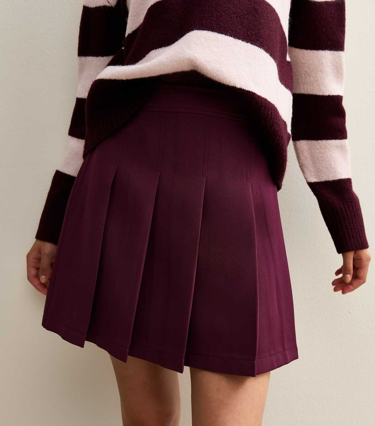 Burgundy Pleated Mini Skirt | New Look | New Look (UK)