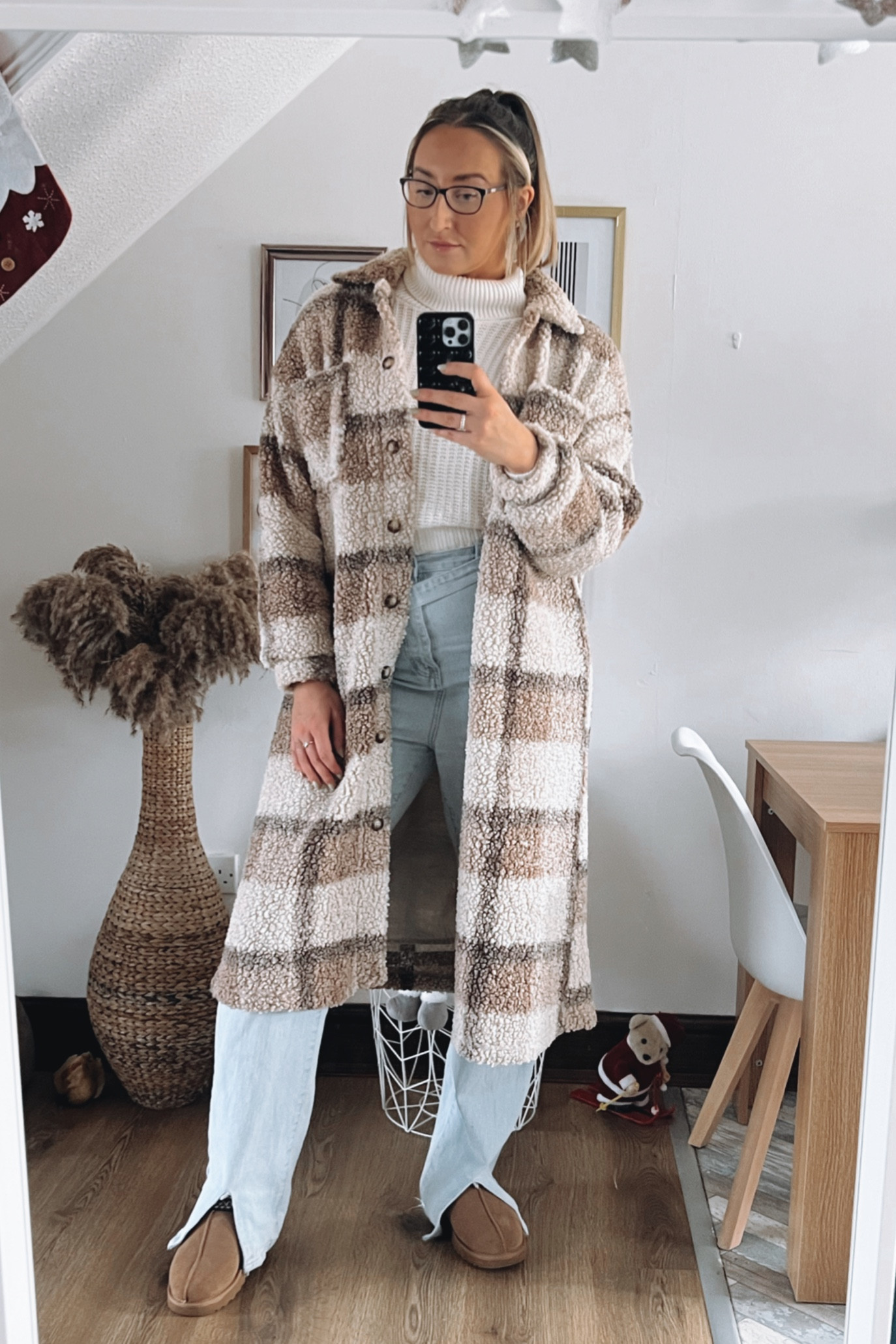 Make it Winter ❄️ but keep it stylish 

#LTKHoliday #LTKstyletip #LTKSeasonal