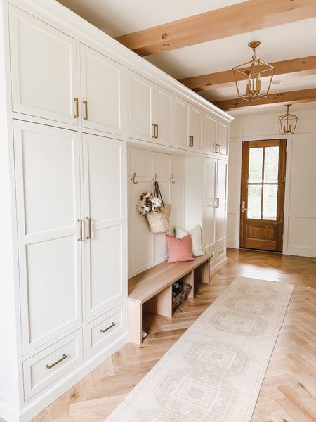 Light & bright mudroom. Open concept living styled with creamy whites, warm wood and pops of pink! 


My decor style, home design, mudroom decor, furniture favorites, Amazon finds, lighting, brass lighting, vintage rugs, gold hooks, brass hooks, Amazon throw pillows, becki owens rugs, shop the look! 

#LTKSeasonal #LTKhome #LTKstyletip