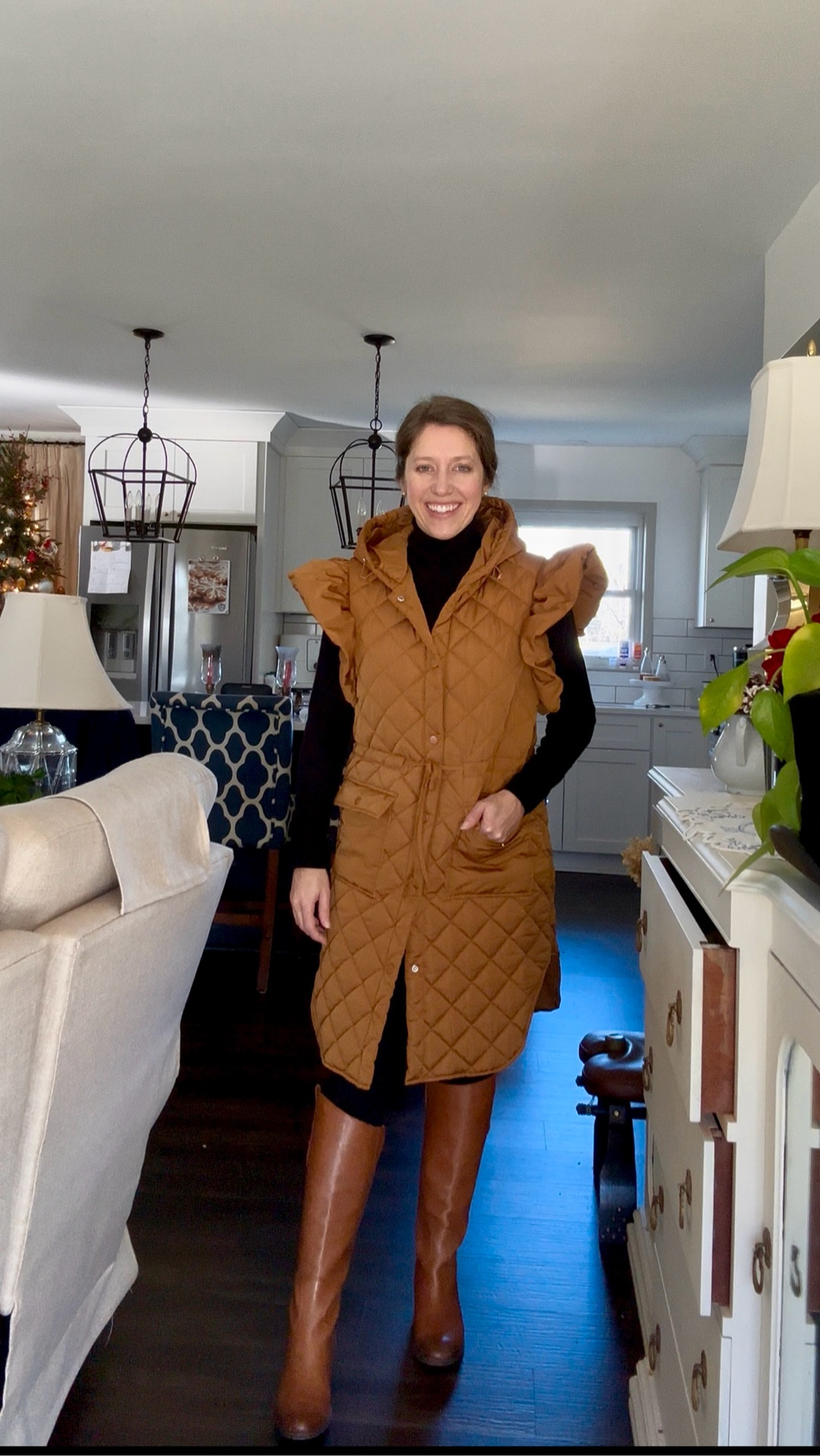 Amazon Vest Review 

Wearing a size small. Runs a little big 
Comes in 8 colors 

Personally love the sleeves 🤩 

Snap closure with reach in pockets 


#LTKOver40 #LTKTravel #LTKootd