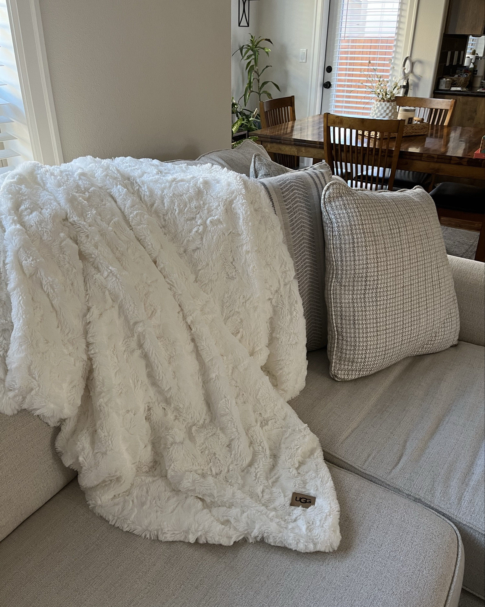 Snug as a bug in an UGG blanket 🫶🏼 (Exact blanket is sold out! Linking the next best thing)

#LTKHome #LTKFindsUnder100 #LTKdayinmylife