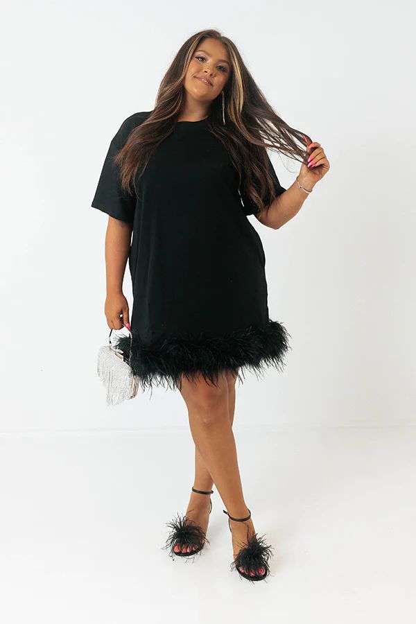 Do It With Pizazz Feather T-Shirt Dress In Black Curves • Impressions Online Boutique | Impressions Online Boutique