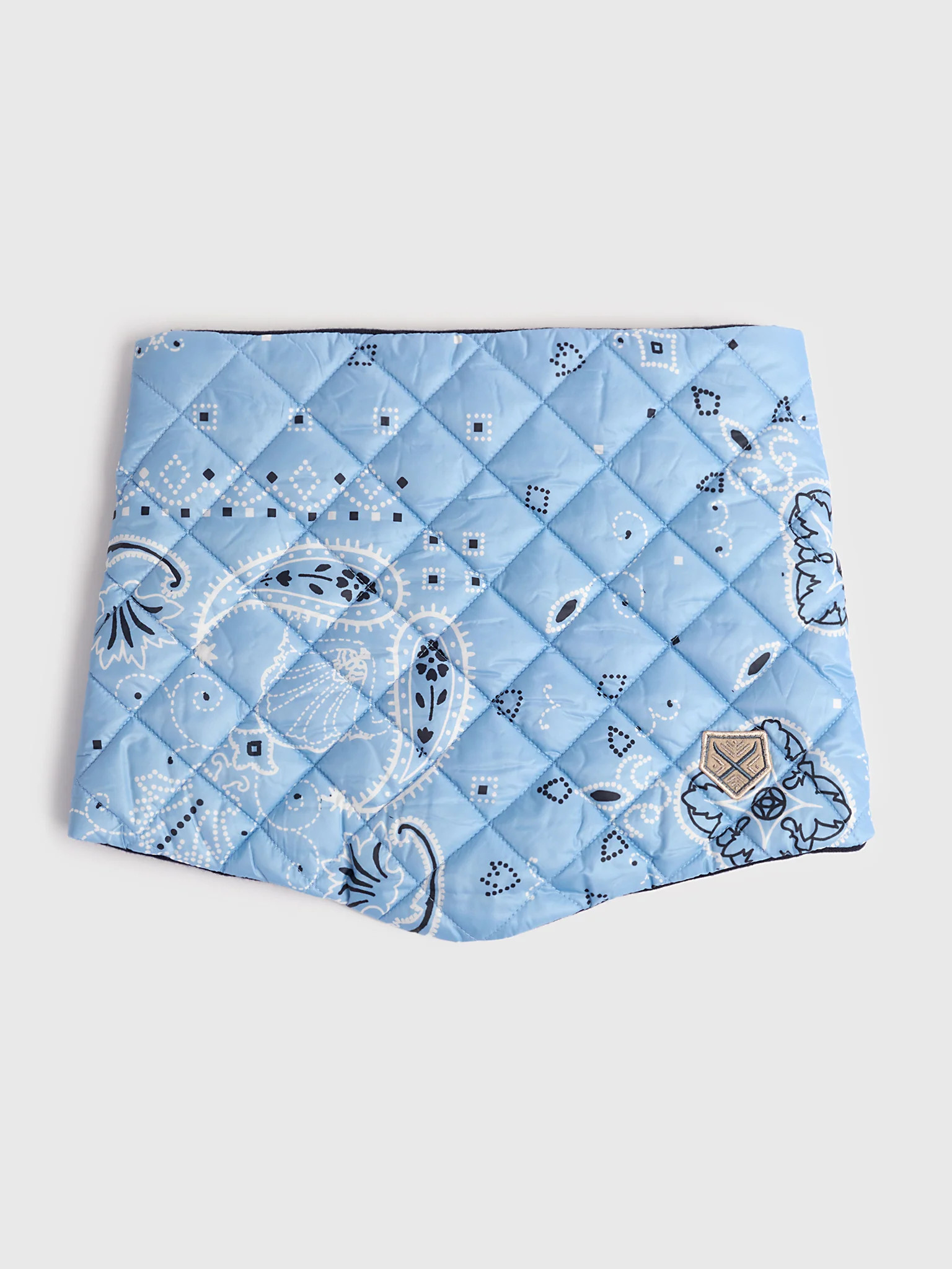 POWDER PUFF
                      
                     The Pullover | Saint Bernard