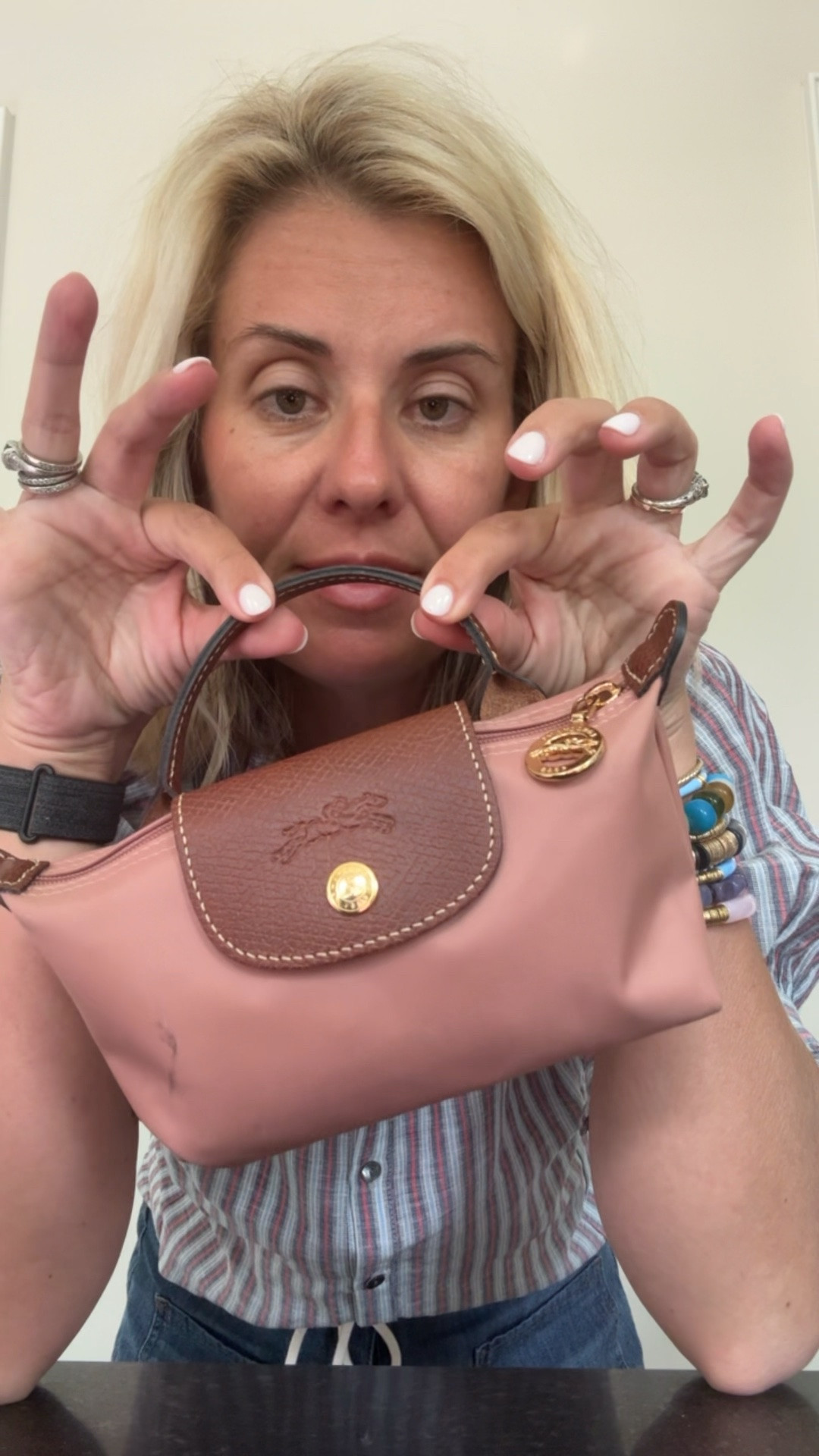 MVP for a multitasking mom… this little pouch purse to go inside whatever bag you might be carrying that day … or carried alone!

Case mate- use code MIXANDMATCH20
Sprinkled with pink- use code Catherine10

#LTKdayinmylife #LTKmomlife #LTKSaleAlert