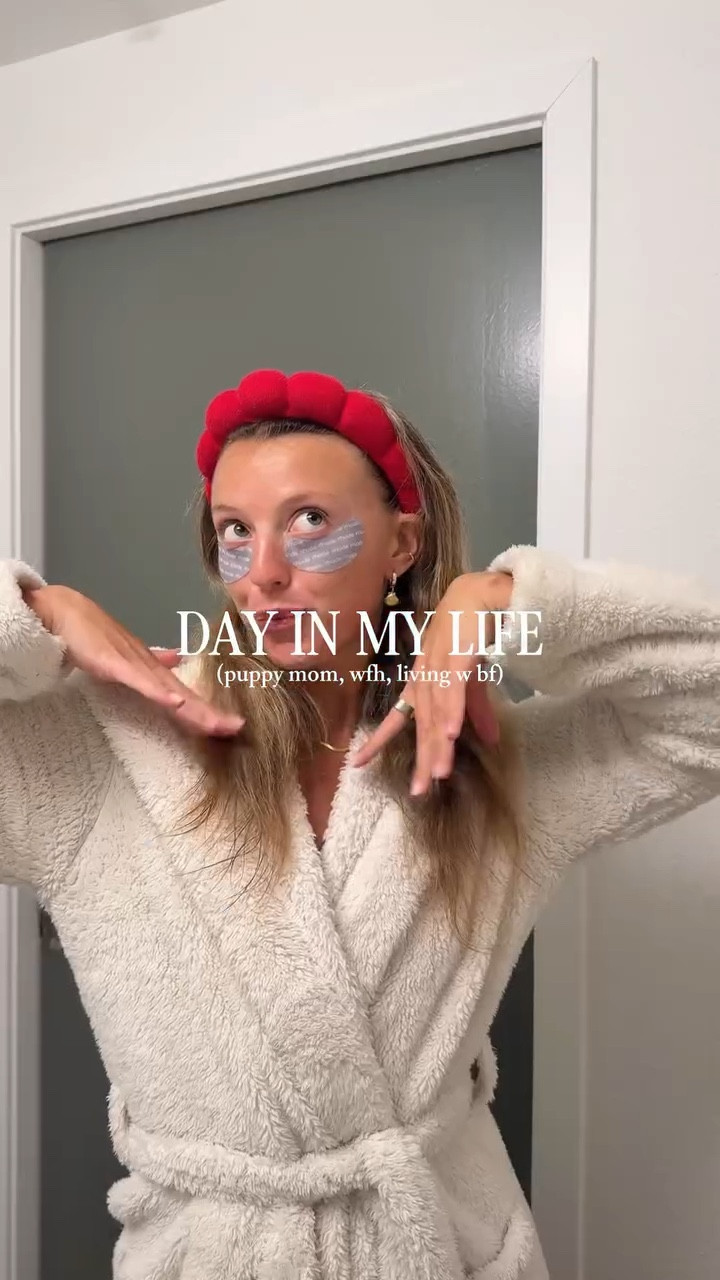 a realistic day in my life living in florida!! 🌟 the weather is starting to warm up down here 🤭

#dayi̇nmylife #vlog #florida @allgoodles @fireflowstpete @properwild @weareuni @cerave @rhode @liaisonlabel @cava @oliveandjune