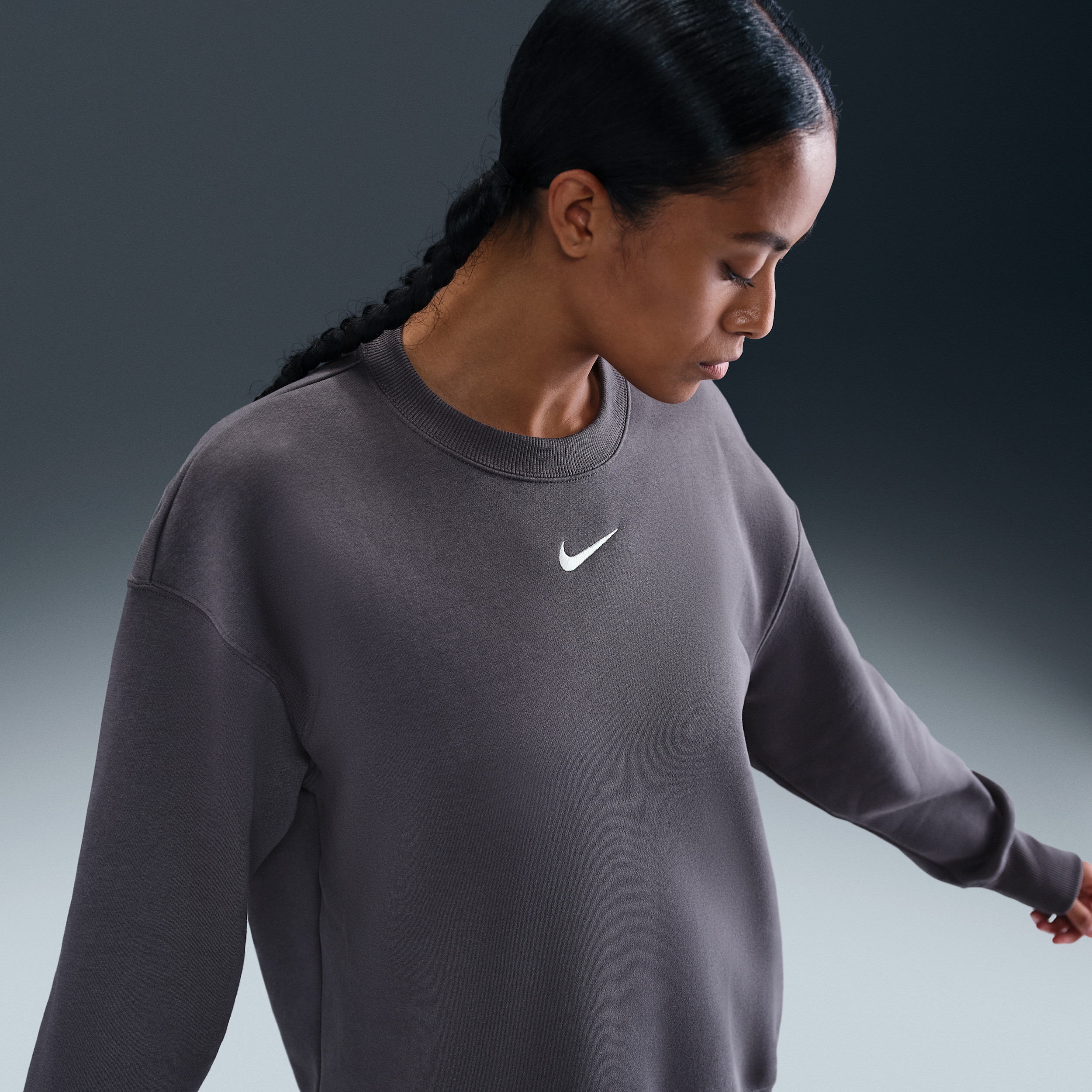 Women's Nike Sportswear Phoenix Fleece Oversized Crew-Neck Sweatshirt in Grey | FZ4270-036 | Nike (US)
