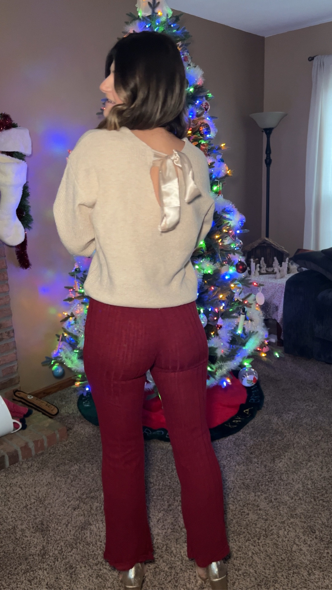 The cutest bow back sweater! Wearing a size small!

#LTKFindsUnder50 #LTKHoliday #LTKStyleTip