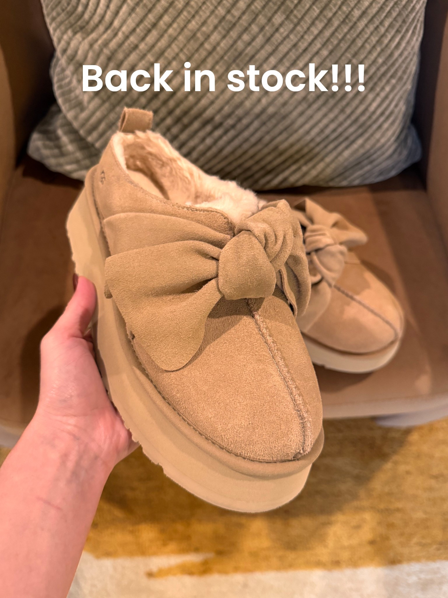 Ugg platform bow slip-ons are back in stock!!



#LTKGiftGuide #LTKgrwm #LTKHoliday