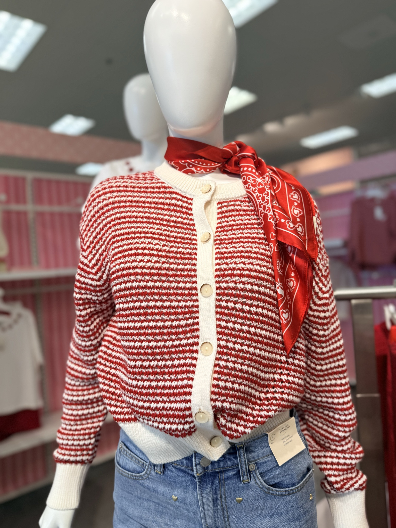 Valentine’s Day sweaters are officially here 💕
Cozy, cute, and easy to wear all season long — perfect for date nights, errands, school drop offs, and everyday Valentine vibes.
I linked my favorite Valentine sweaters on LTK.

#ValentinesDaySweaters #ValentinesStyle #CozyFashion #CuteSweaters #HeartSeason #WinterStyle #LTKfinds #LTKfashion #LTKsale #ShoppingWithPriiincesss #AtlantaCreator #Atlantacontentcreators

#LTKValentine #LTKootd #LTKgrwm