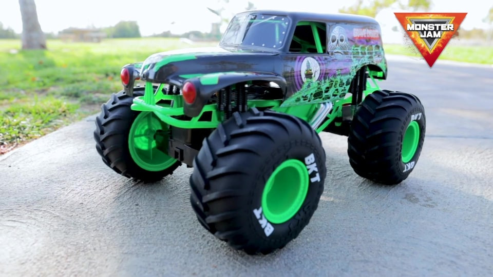 Monster Jam, Official Grave Digger Remote Control Monster Truck, 1:24 Scale, 2.4 GHz, Kids Toys f... | Walmart (US)