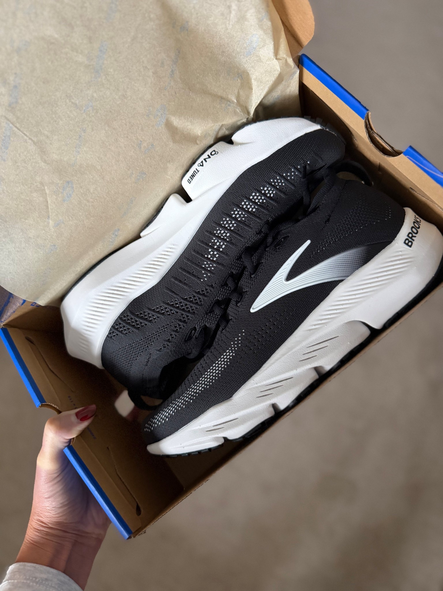 First time splurging on Brooks sneakers. The cushioned fit sold me  

#LTKActive #LTKmomlife