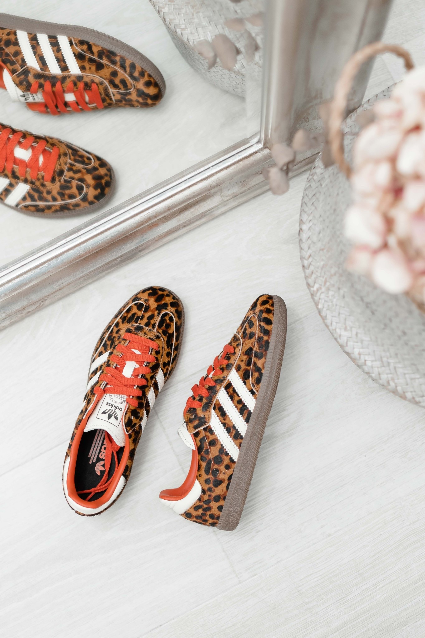 Adidas SAMBA OG red leopardd

Deportivas sneakers trainers #LTKGiftGuide #adidas #adidassamba#LTKshoecrush#LTKFashionMonth 

#LTKeurope #LTKespana #LTKshoes