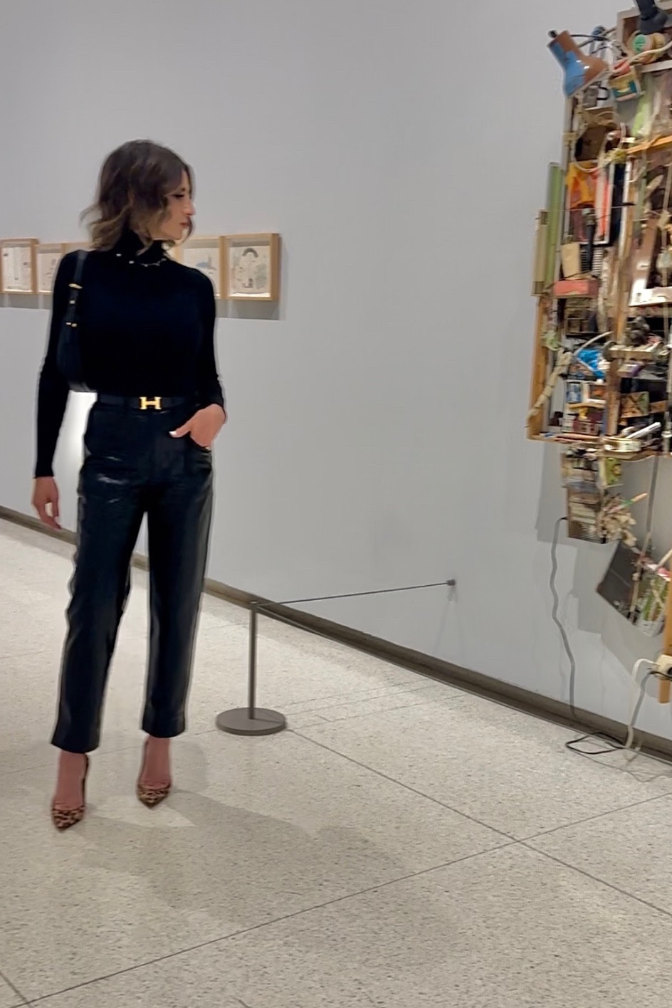 I love a full black look with animal print shoes! Who knew Target would have a cool look like this? 😁 I did!!!! 

These pants are a faux croc leather. I love the style that is not tight and a bit cropped, so you can see the entire shoe! It fits true to size.

The turtleneck is a perfect basic one that has a beautiful fitted look. It also fits true to size and comes in different colors

The Louboutin pumps are old, so I’ll link similar ones and second handed if I find any.

#LTKstyletip #LTKfindsunder100 #LTKover40