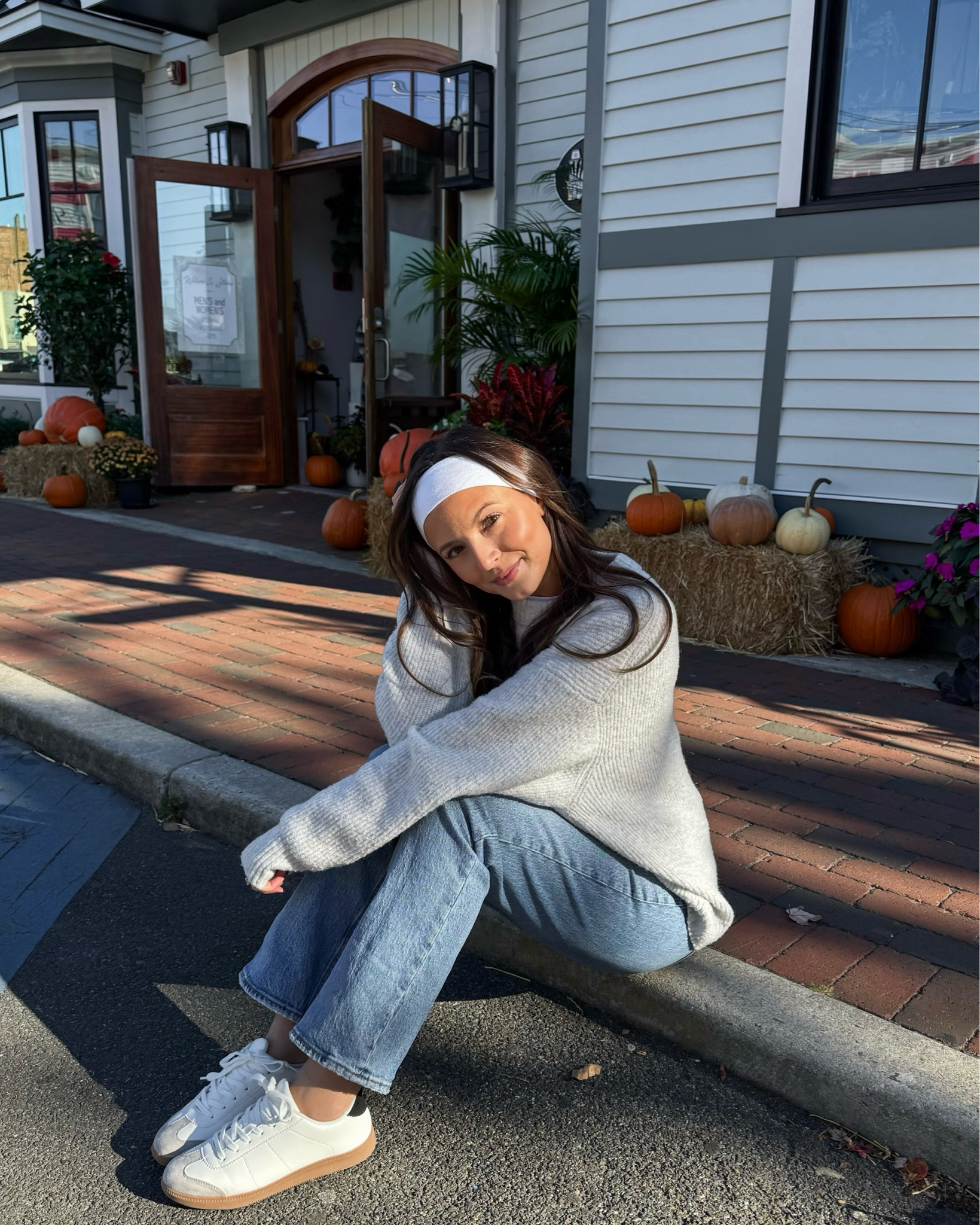 Cozy vibes all fall 🤍🤍🤍 sweater is soo soft and cozy, I got an XL and I love it! Jeans are my favorite mid rise relaxed fit from Abercrombie - I sized up 1 size to a 26 curve love so they have the perfect loose and comfy fit. These are the medium wash but the dark wash are also amazing!