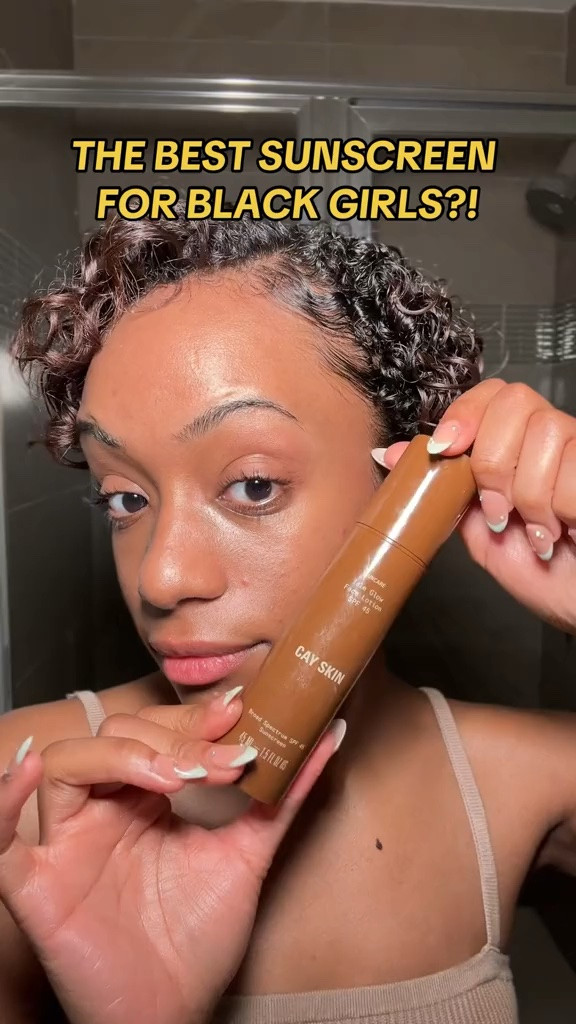 whats 4+4? because Winnie Harlow ATEEEEE with this sunscreen formula 😭🩷 Is @Cay Skin  @Winnie  Isle Glow Face Moisturizer SPF 45 with Sea Moss the best sunscreen for black girls? Lmk what yall think in the comments!

#blackgirksunscreen  #blackgirltiktok  #cayskin  #winnieharlow #sunscreenreview