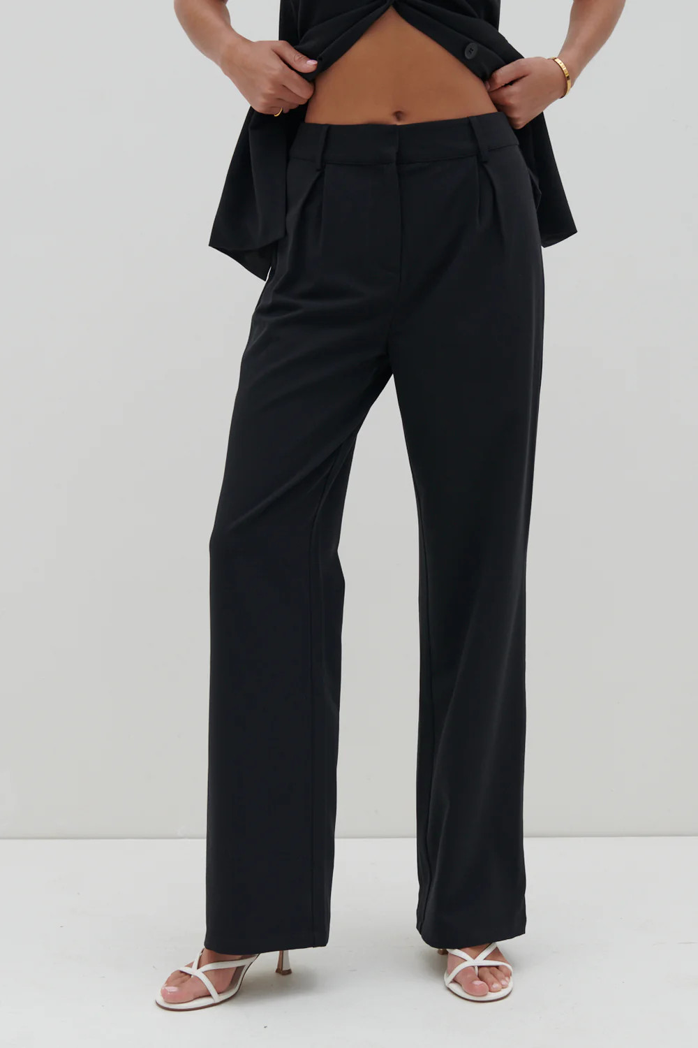 Harlee Straight Leg Trousers - Black | Pretty Lavish (UK)
