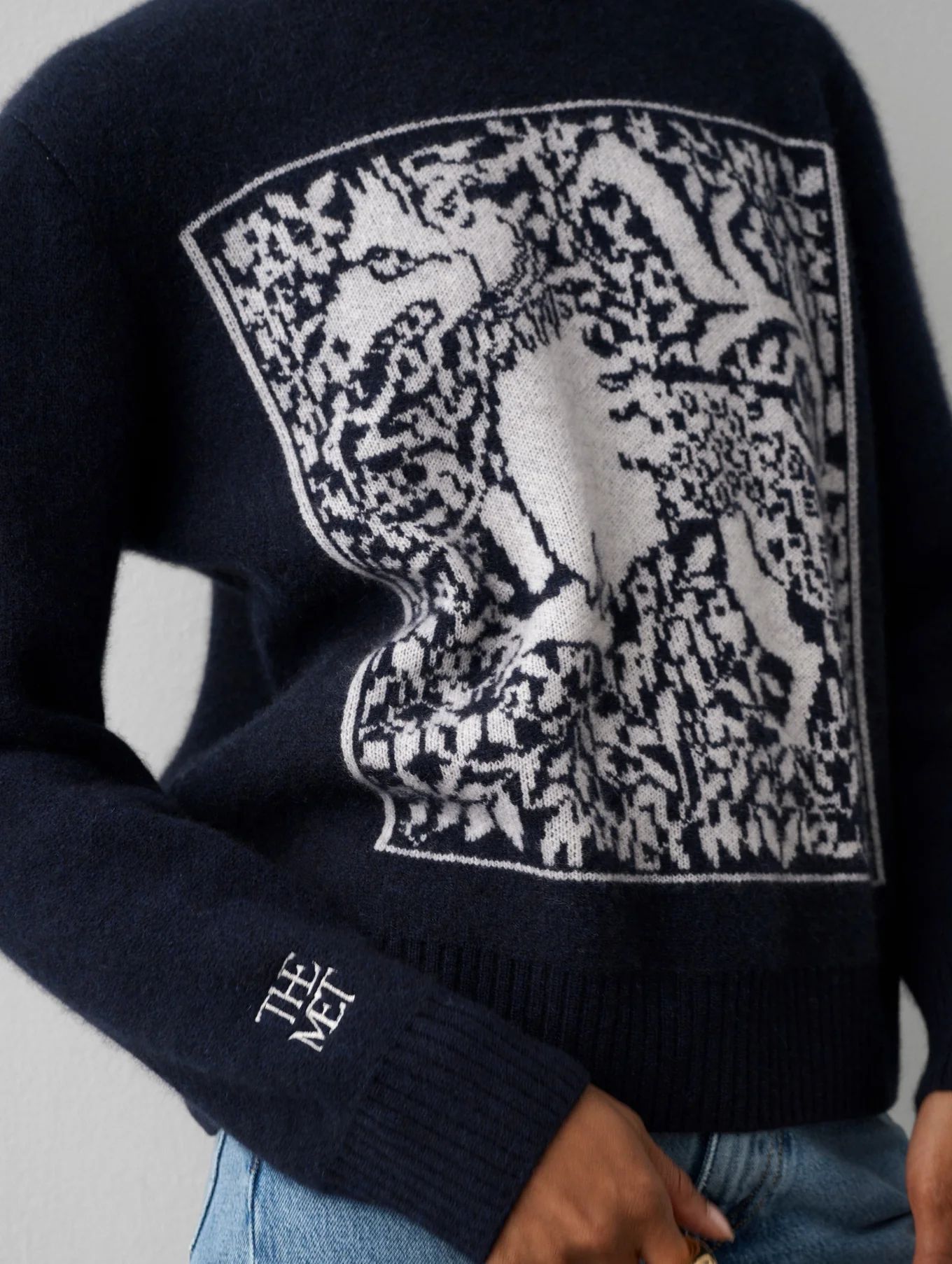 Cashmere Dragon Tapestry Crewneck | White and Warren