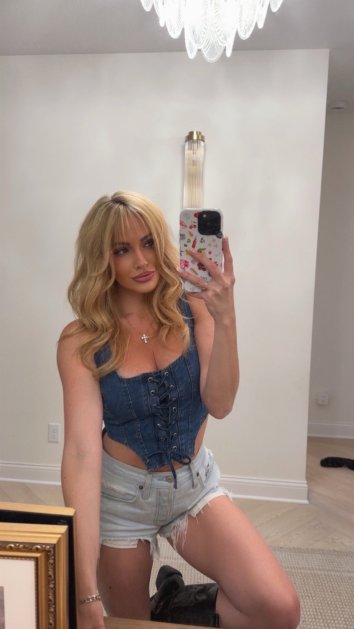 My denim corset top is sold out😭 but I linked everything else and similar corset top styles!!!

#LTKootd