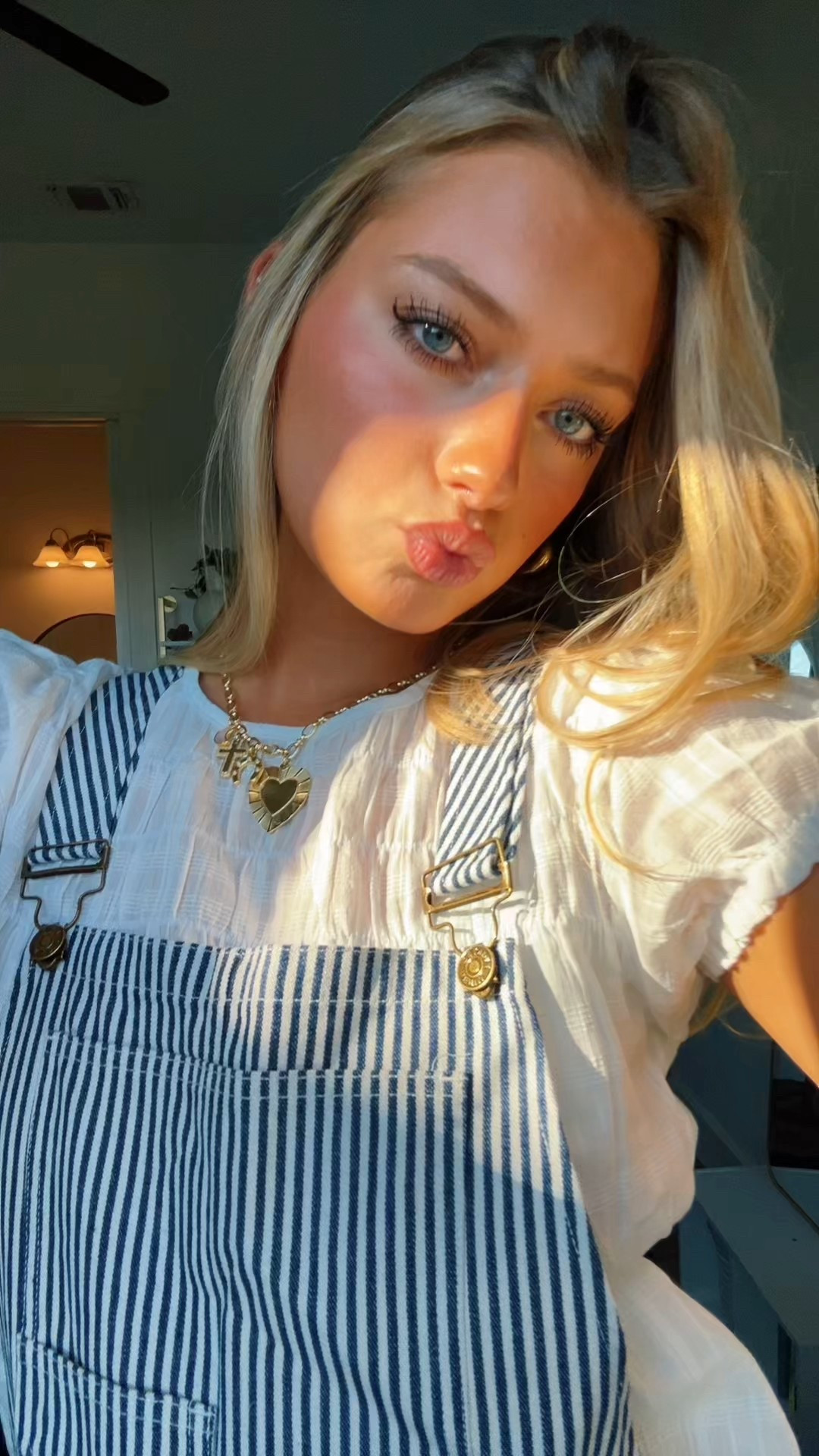 Overalls are a go to for fall!! 

#LTKSeasonal #LTKStyleTip #LTKFindsUnder100