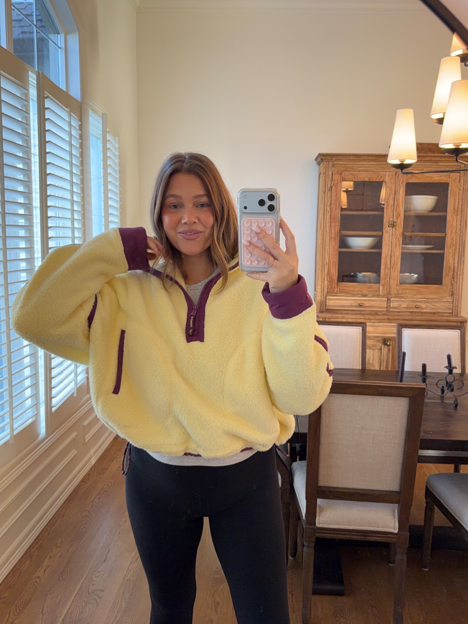 Drop off outfit 😴 Leggings size medium true to size great compression and fit I love how snug they are! Mini flare and I’m 5’ 5”. Size large in this fleece but the medium would also fit I like it a bit oversized tho. Uggs true to size 

#dropoffmom #freepeople #fleece #winterstyle