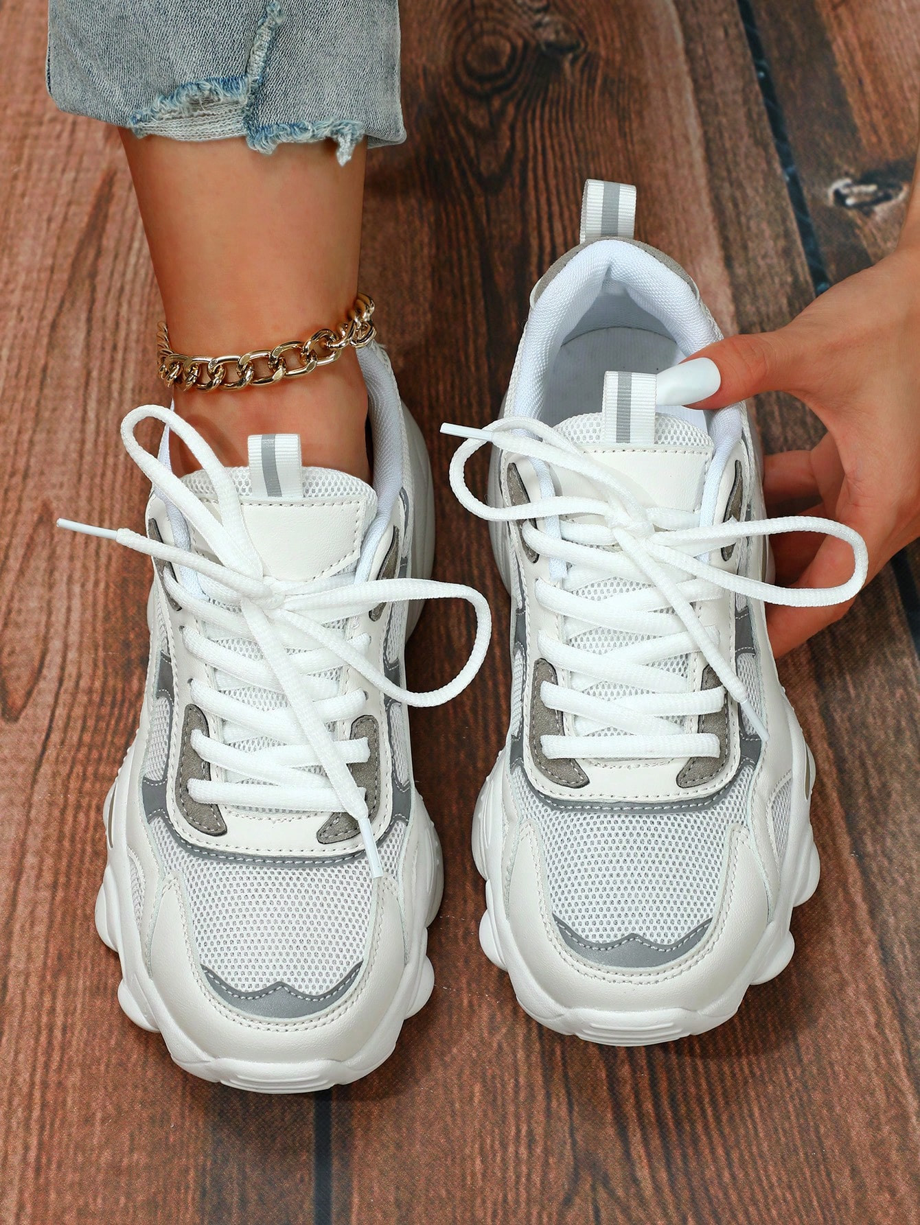 Women Color Block Lace-Up Front Chunky Sneakers | SHEIN