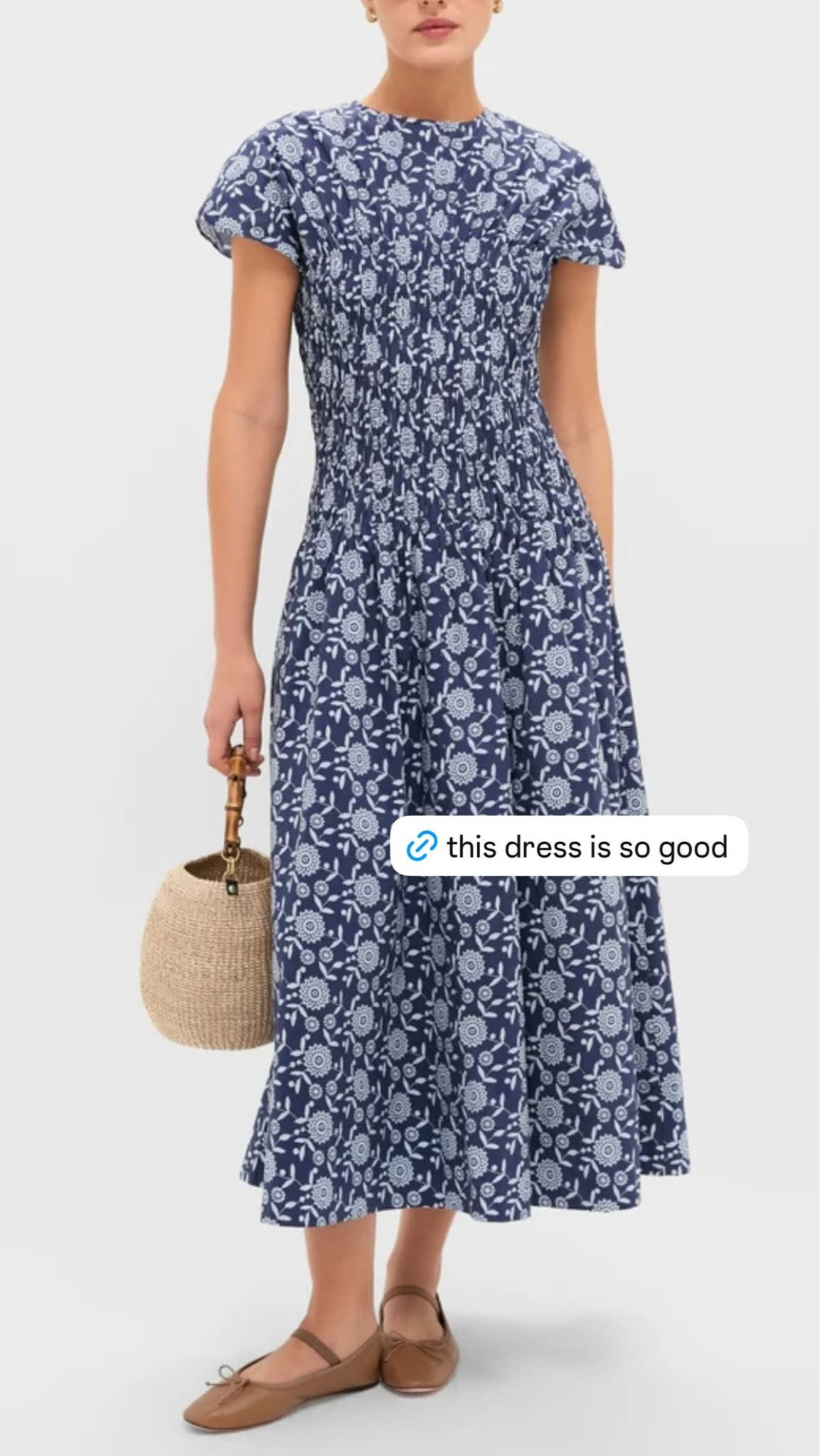 this dress is so good. easy, flattering, and one of those pieces you don’t have to think twice about. 

 #LTKgrwm #LTKootd #LTKTravel