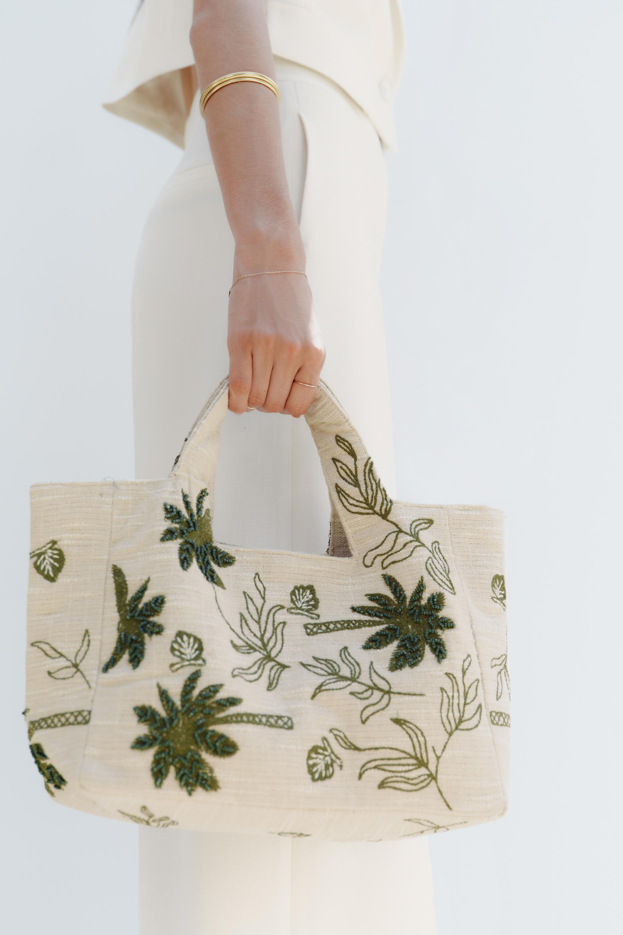 EMBROIDERED FABRIC TOTE BAG | Zara US