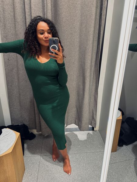 Green ribbed knit dress 