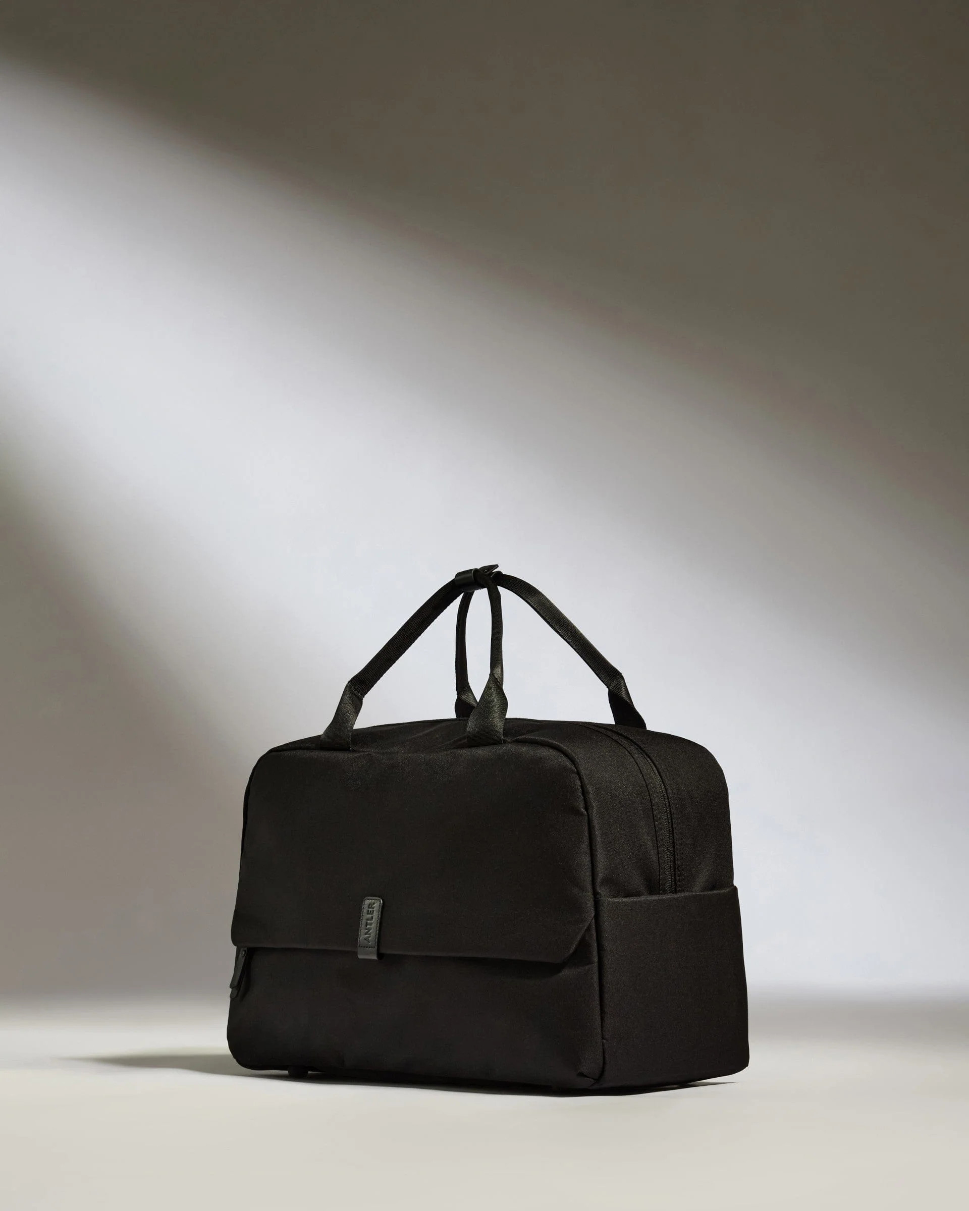Overnight Bag in Black | Weekend Bags & Overnight Travel Bags | Antler UK