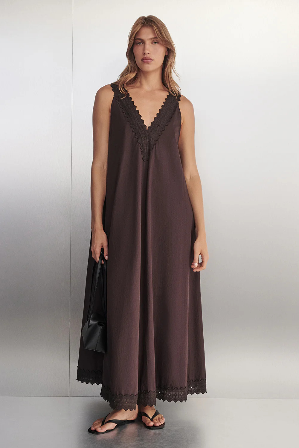 ANNABEL BURNT CHOC SLEEVELESS V NECK MIDI DRESS | DISSH