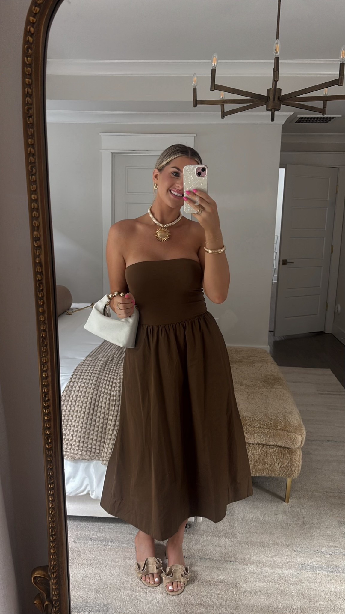 This Aritzia dress is so cute & it’s selling quick🤎



Spring dresses, maxi dress, summer, fashion, sidneymarieduke 

#LTKSeasonal #LTKootd