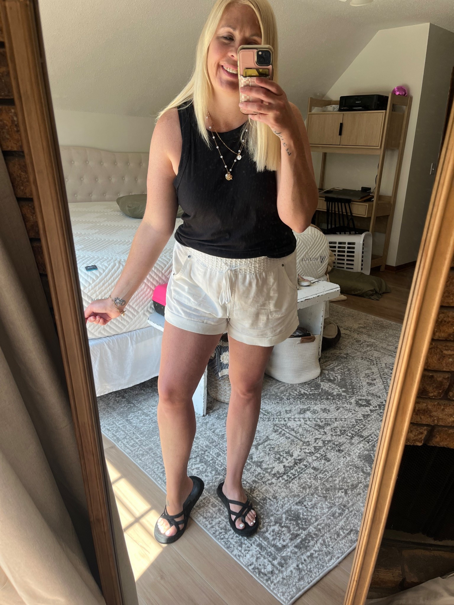 Summer comfy mom outfit 

#LTKOver40 #LTKSeasonal #LTKMidsize