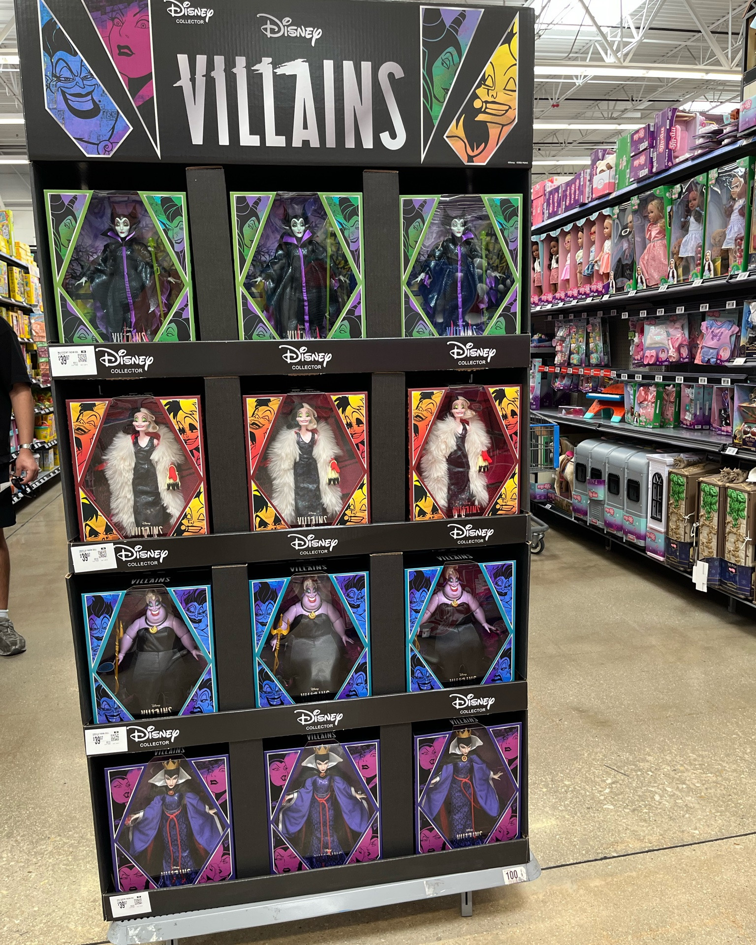 New Disney collectors Villains edition !🤩🦹‍♀️

Linking here for easy access, go check them out🔗✨

#LTKxWalmart #LTKKids #LTKmomlife